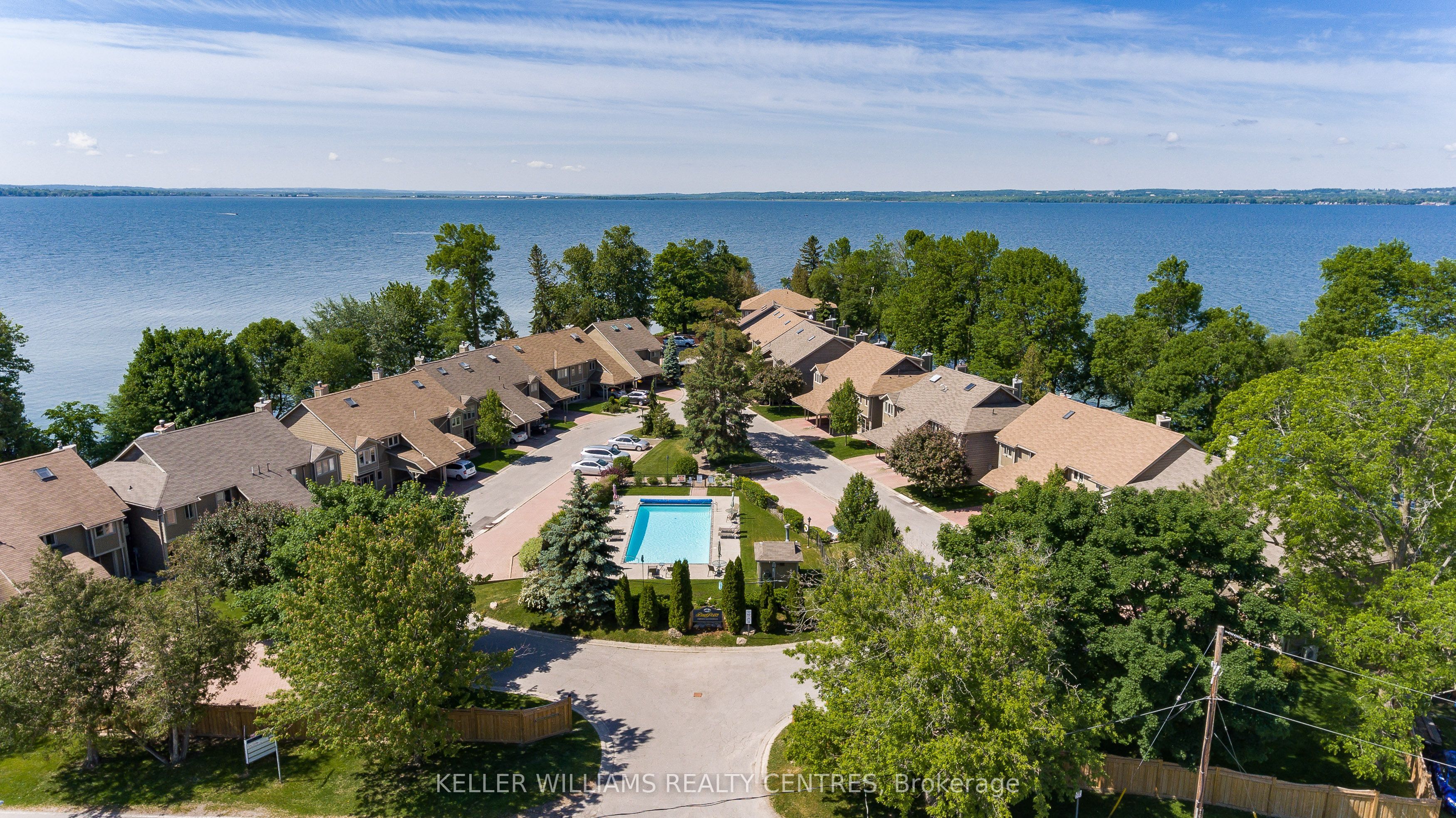 17 Davy Point Circle Property Photo 2