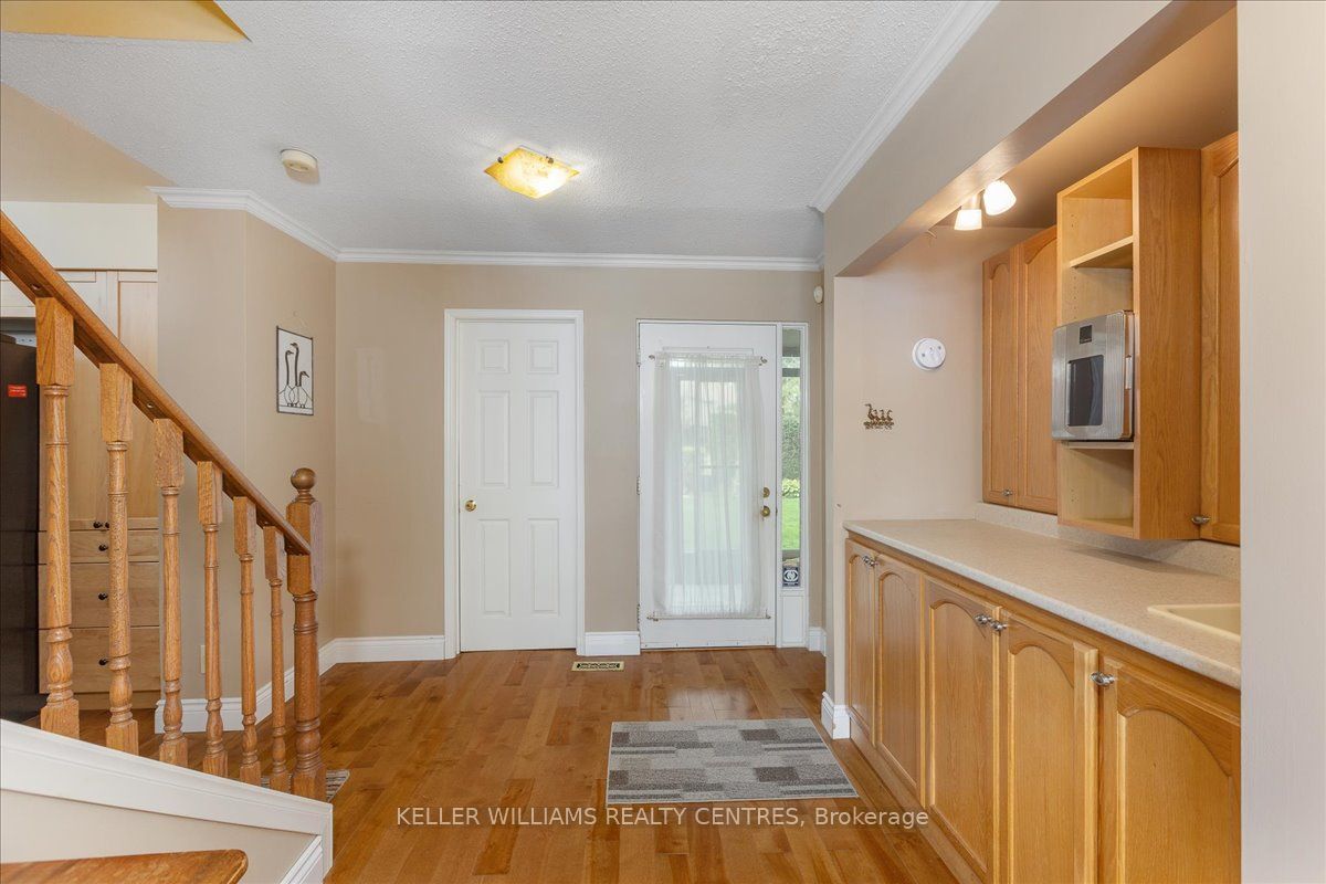 17 Davy Point Circle Property Photo 9