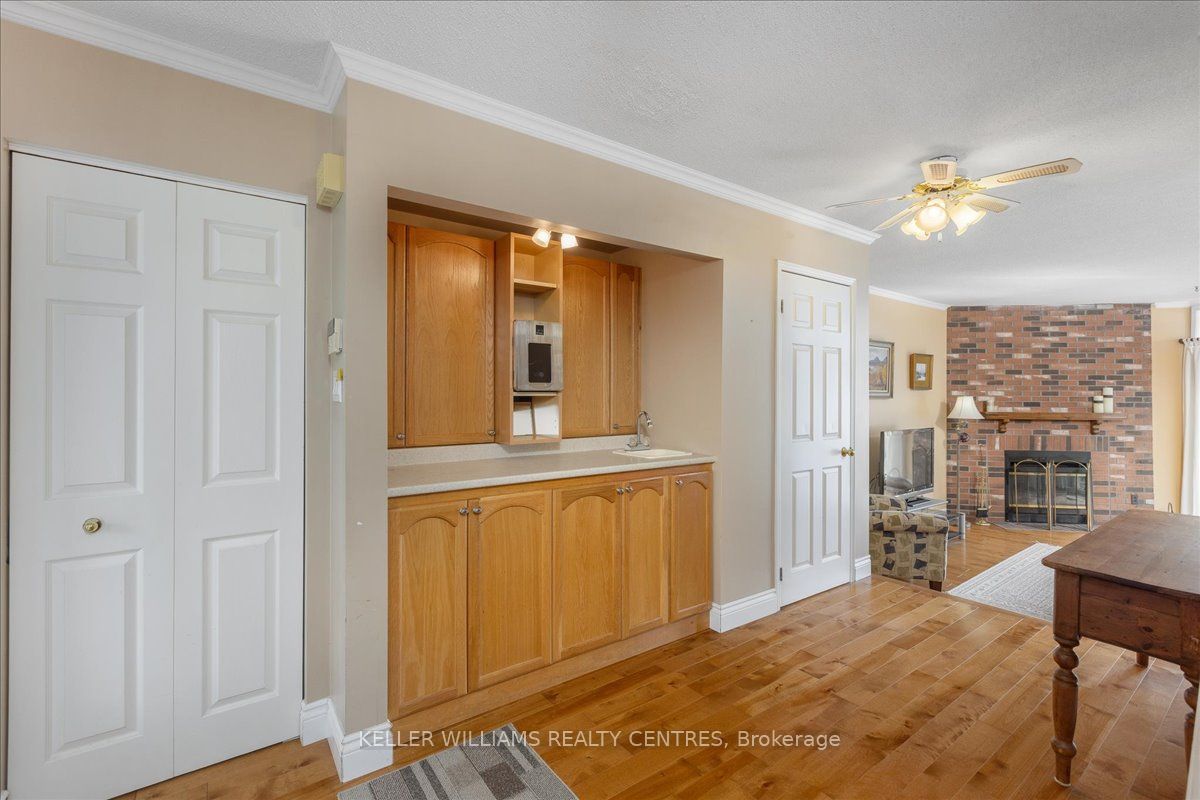 17 Davy Point Circle Property Photo 11