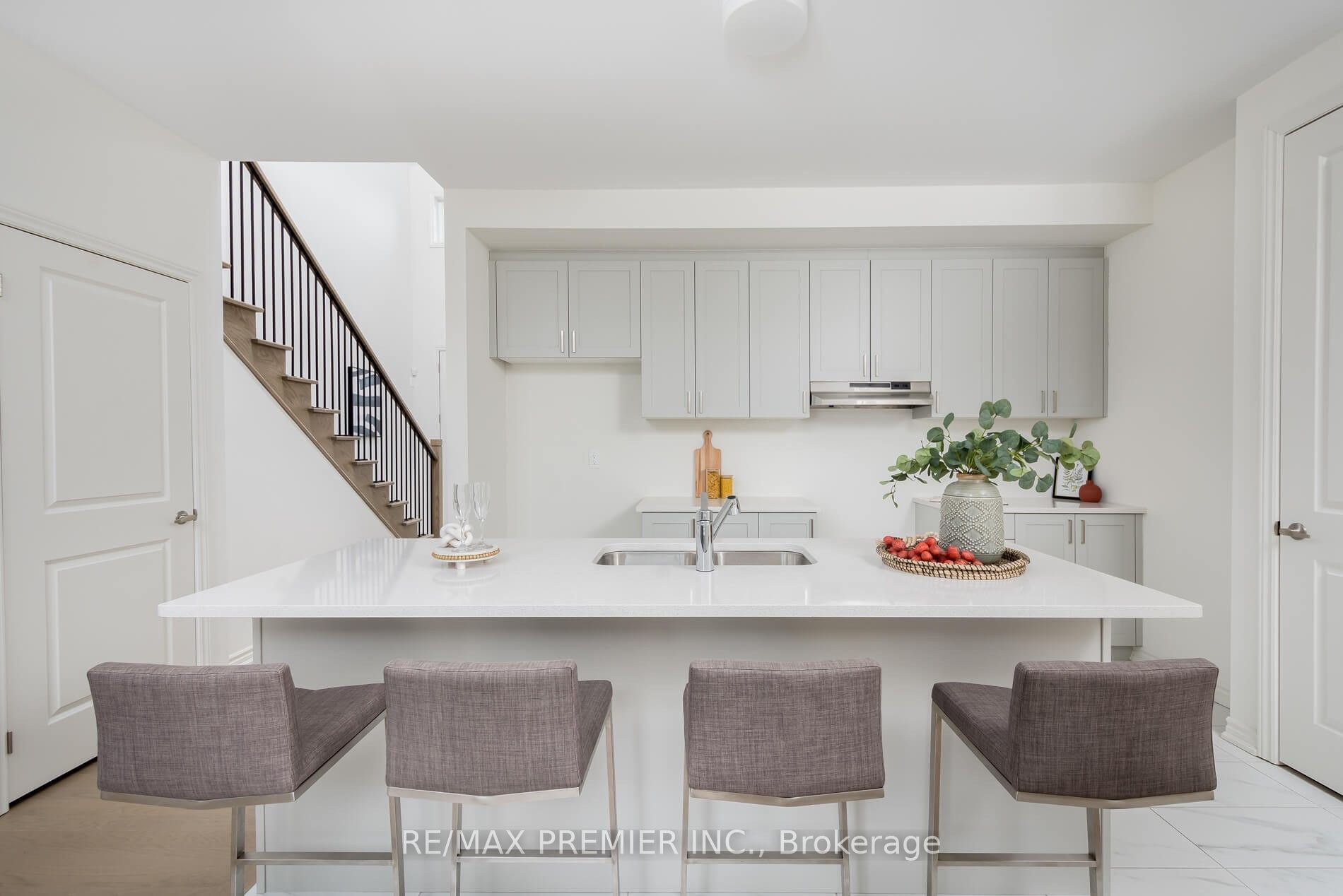 11 Primrose Heights Property Photo 12