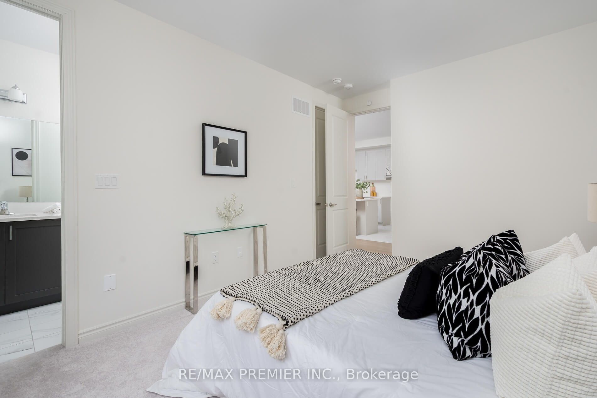 11 Primrose Heights Property Photo 24