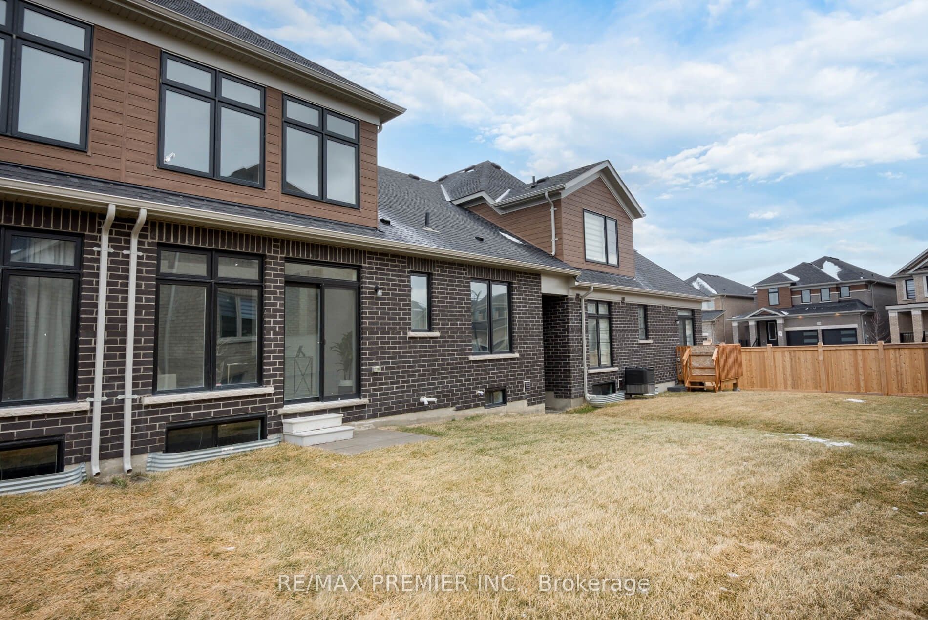 11 Primrose Heights Property Photo 40