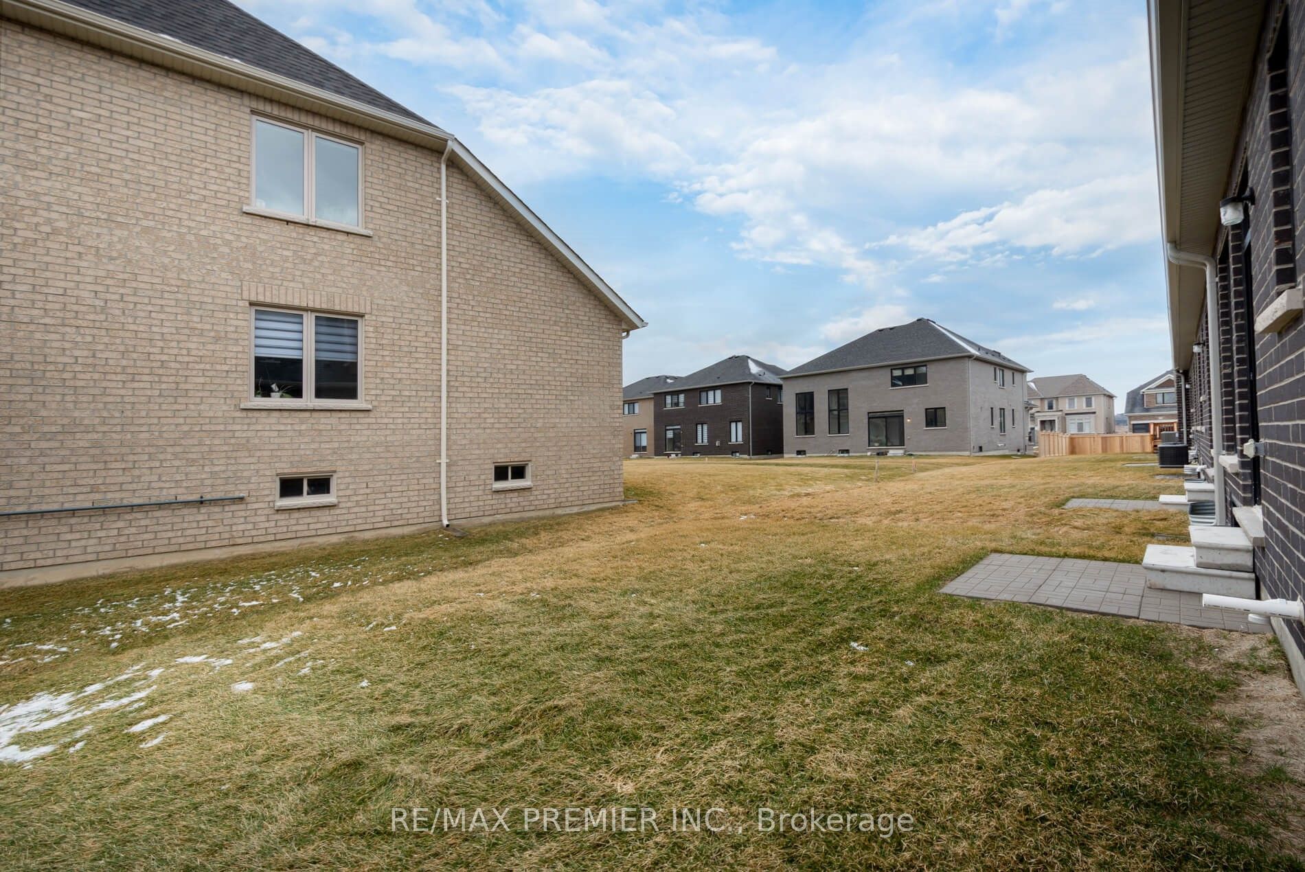 11 Primrose Heights Property Photo 42