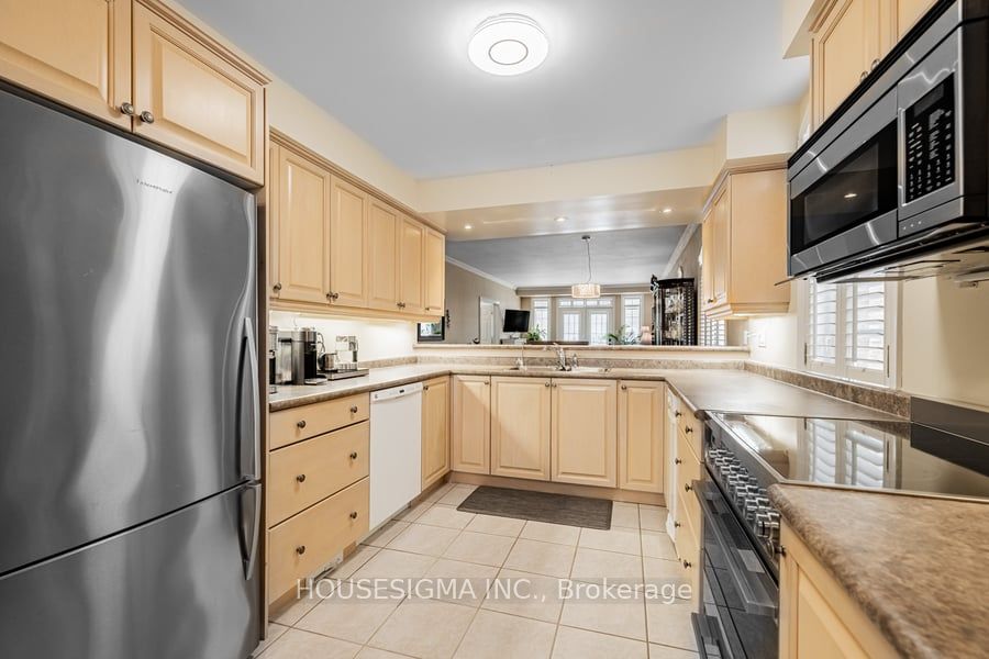 #17 - 520 Silken Laumann Drive Property Photo 21