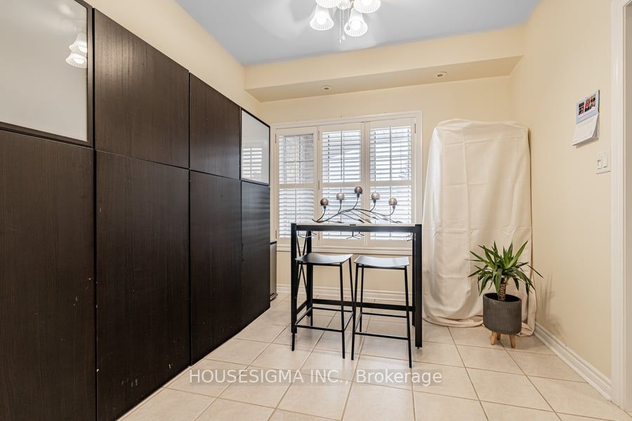#17 - 520 Silken Laumann Drive Property Photo 25