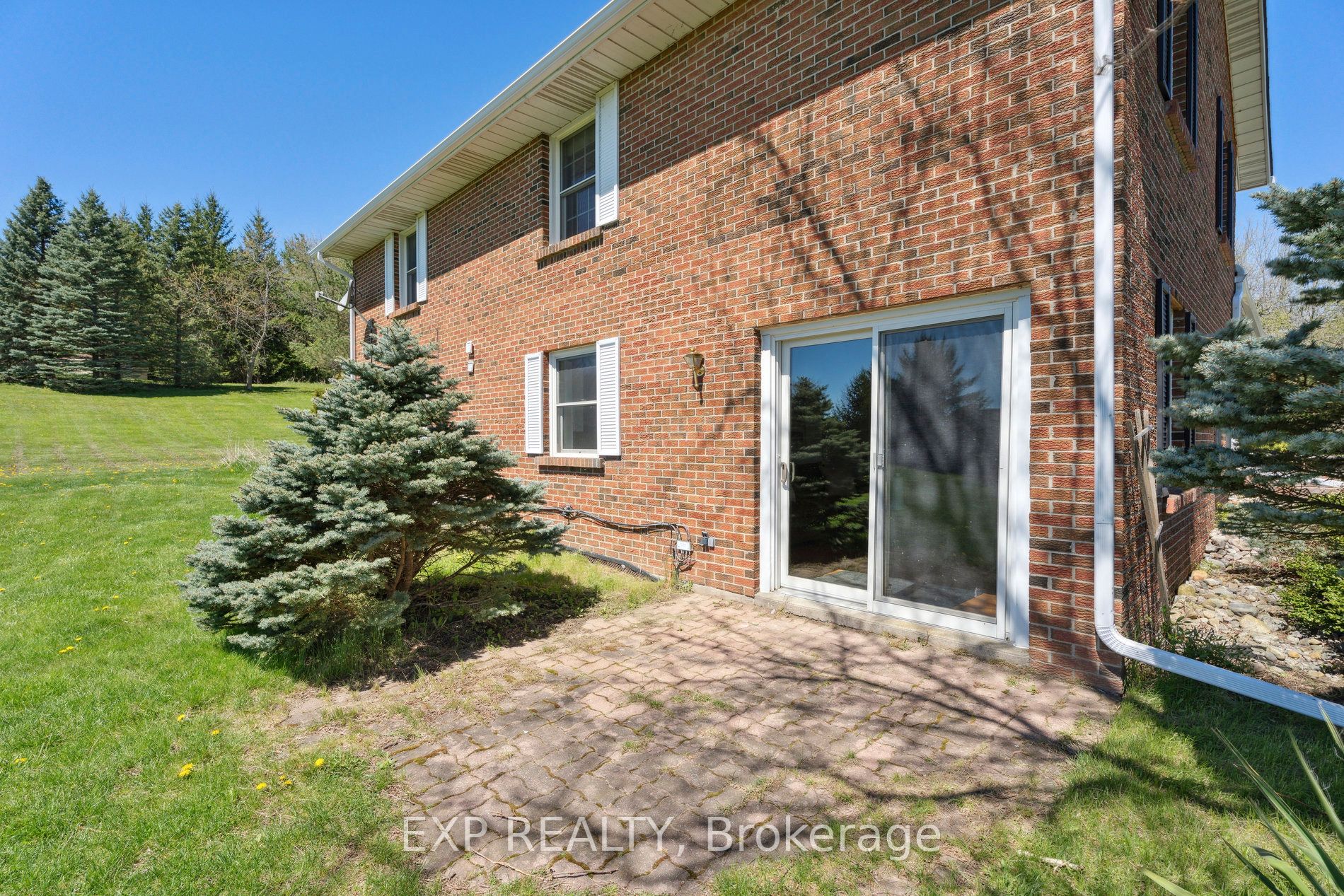 2298 15th Sideroad Property Photo 30