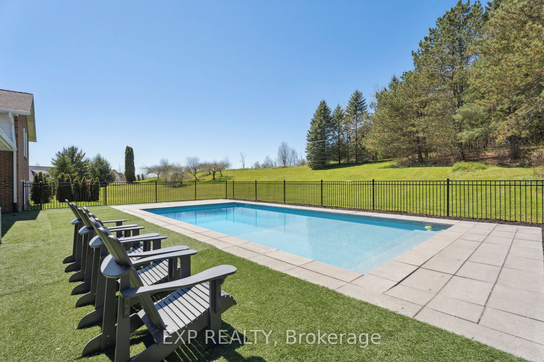2298 15th Sideroad Property Photo 35