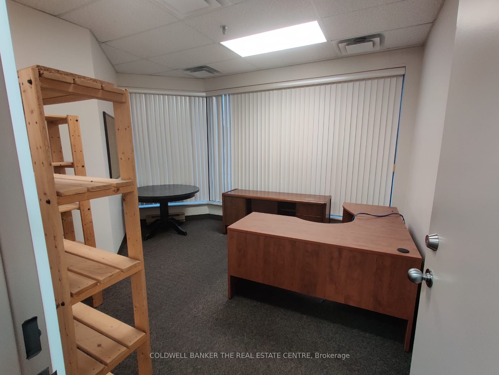 #102 - 16 Esna Park Drive Property Photo 8