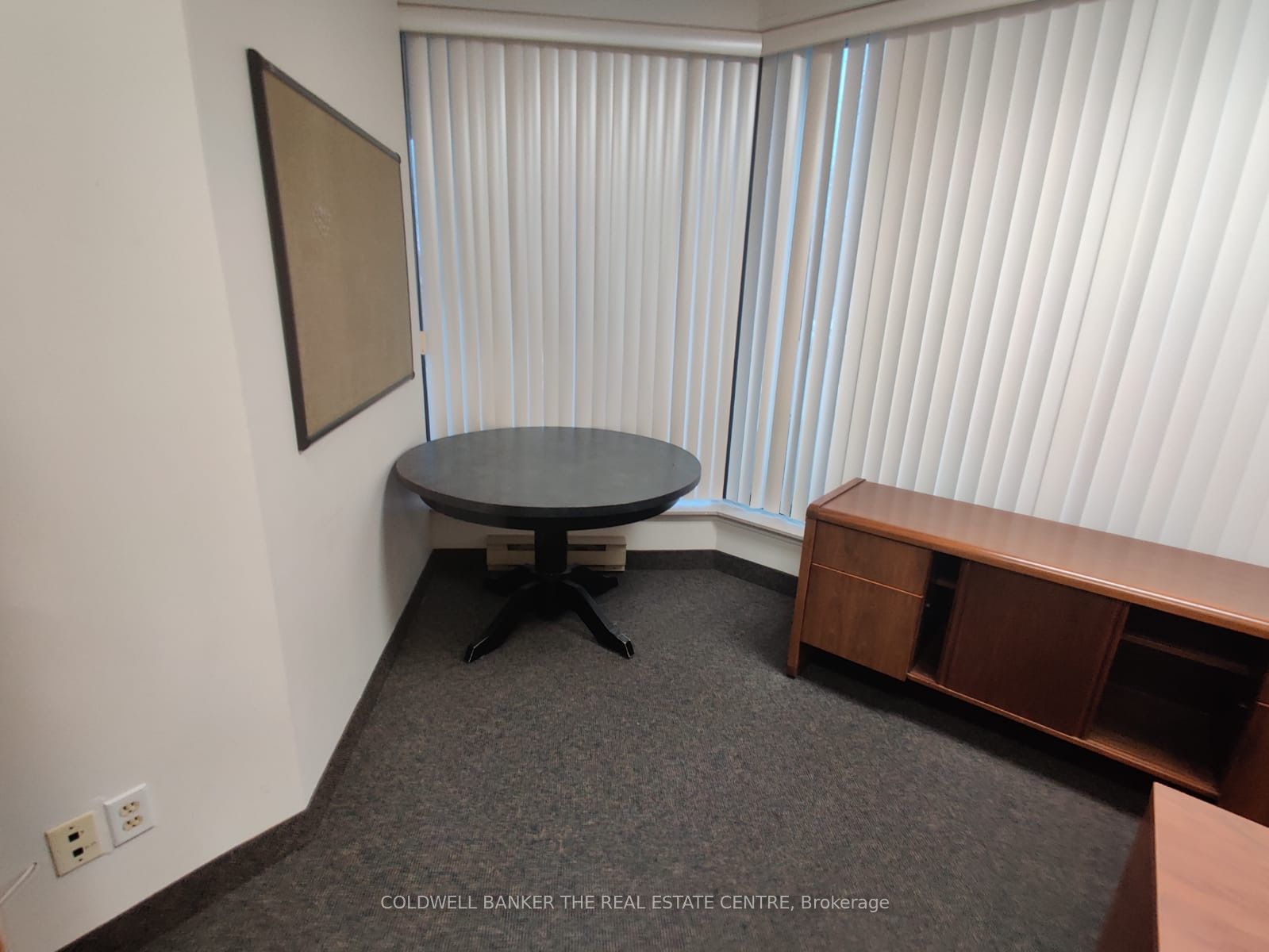 #102 - 16 Esna Park Drive Property Photo 10