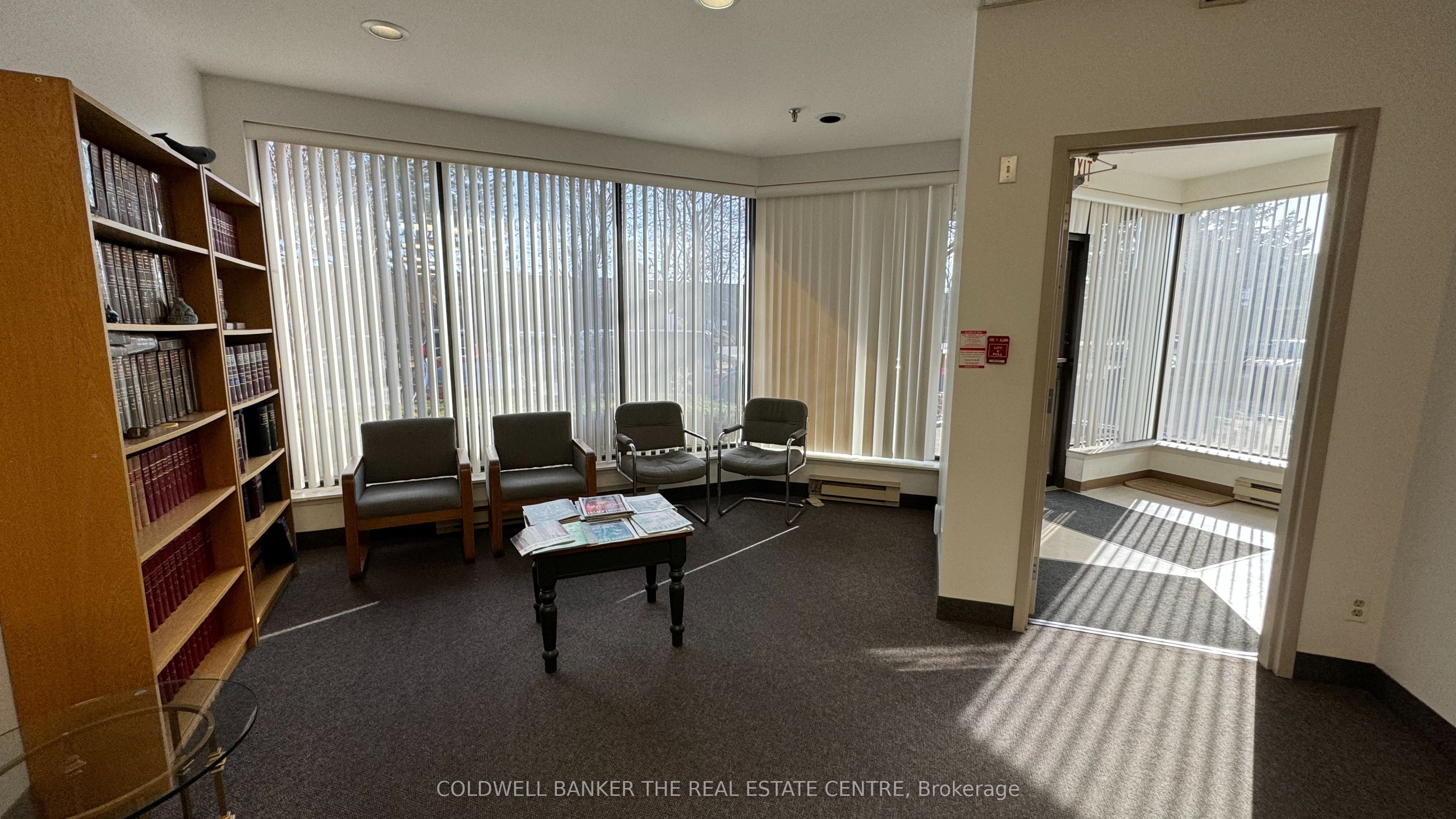 #102 - 16 Esna Park Drive Property Photo 13