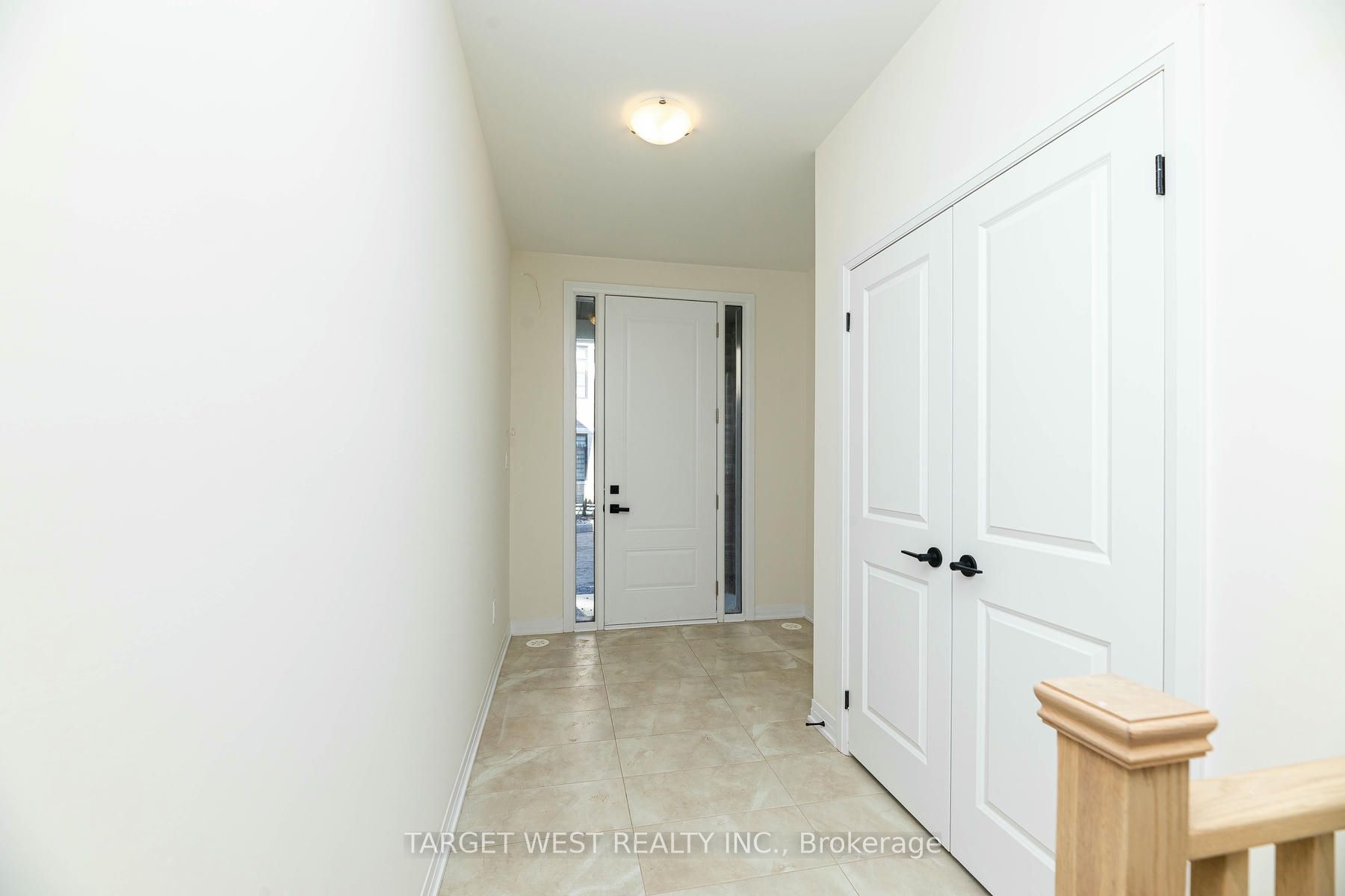 23 Archamault Way Property Photo 4