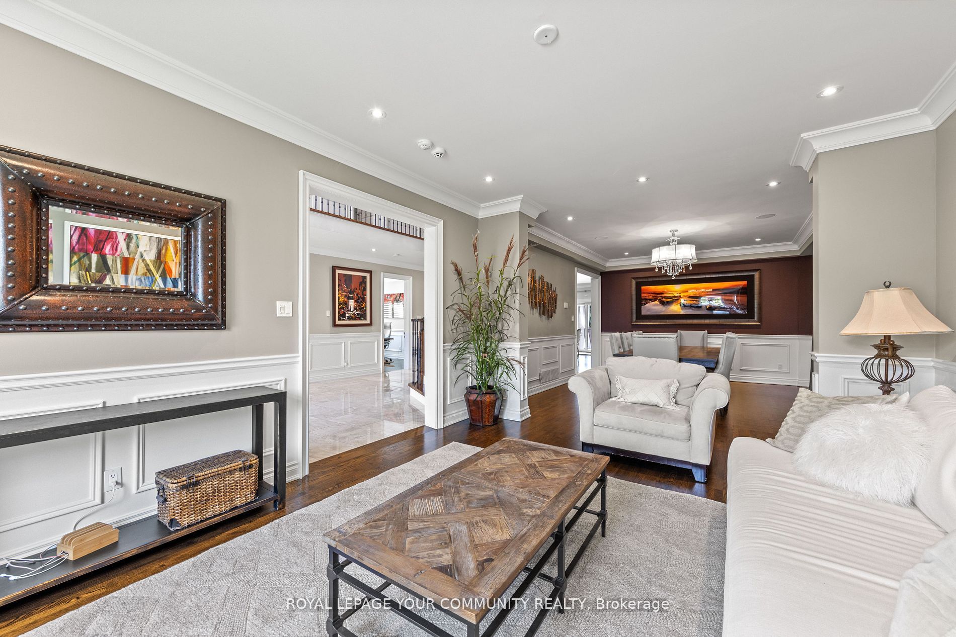 6 Magistrale Court Property Photo 8