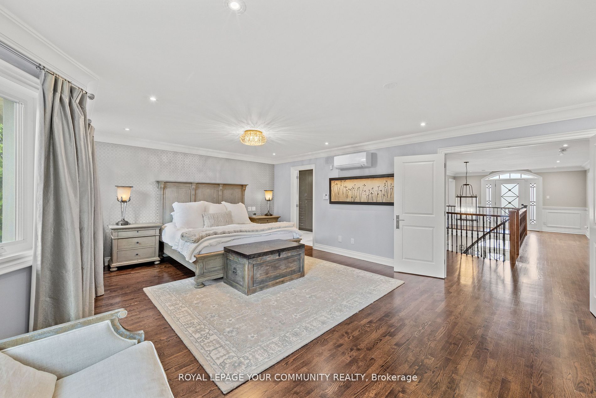 6 Magistrale Court Property Photo 23