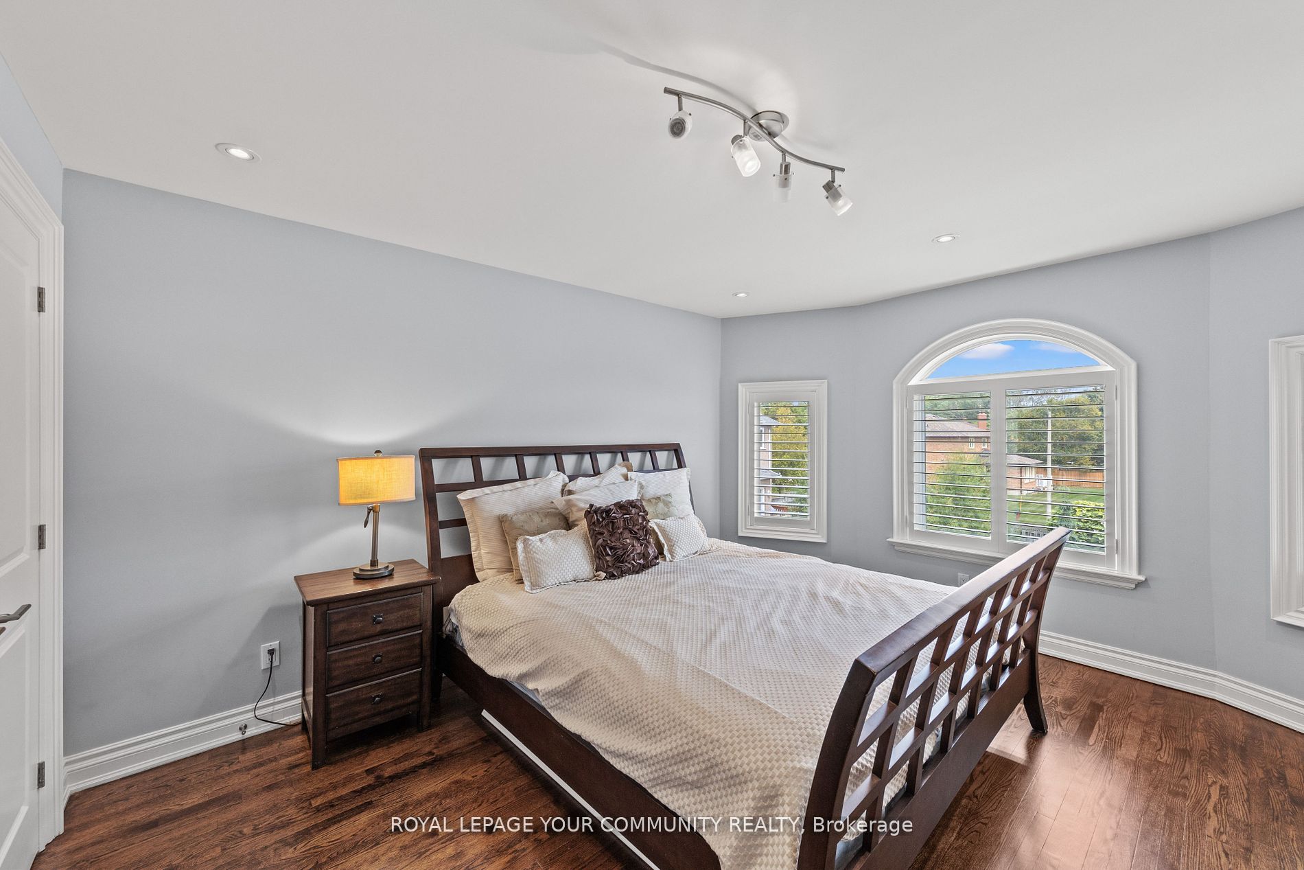 6 Magistrale Court Property Photo 28