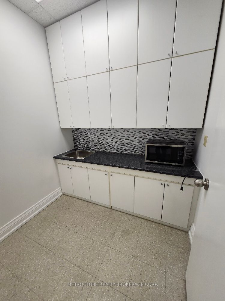 #210 - 8551 Weston Road Property Photo 6