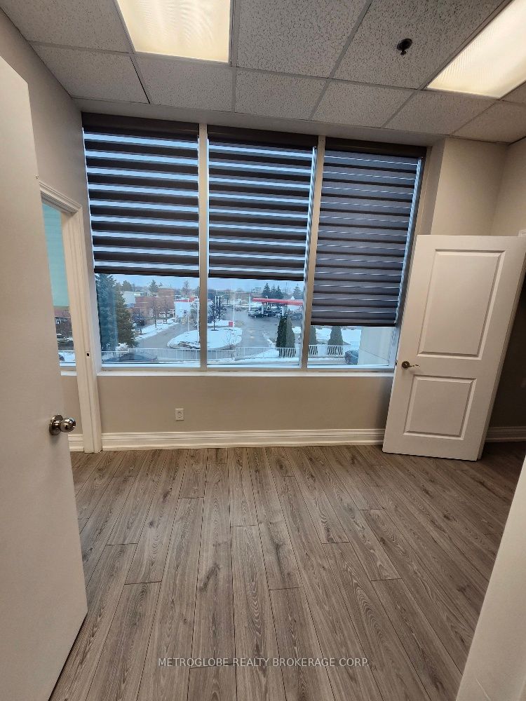 #210 - 8551 Weston Road Property Photo 9