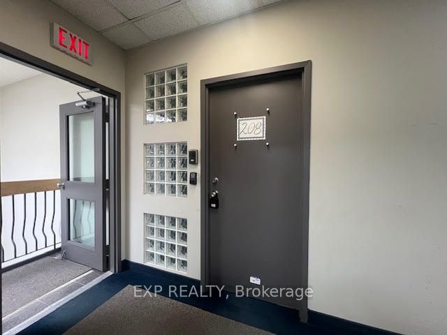 275 Renfrew Drive 208 Property Photo 2