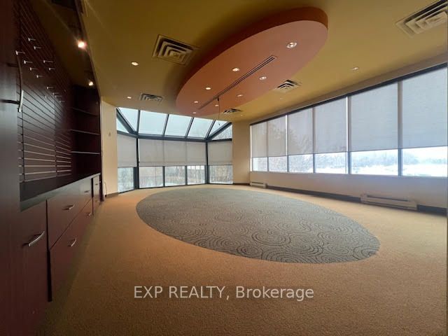 275 Renfrew Drive 208 Property Photo 14