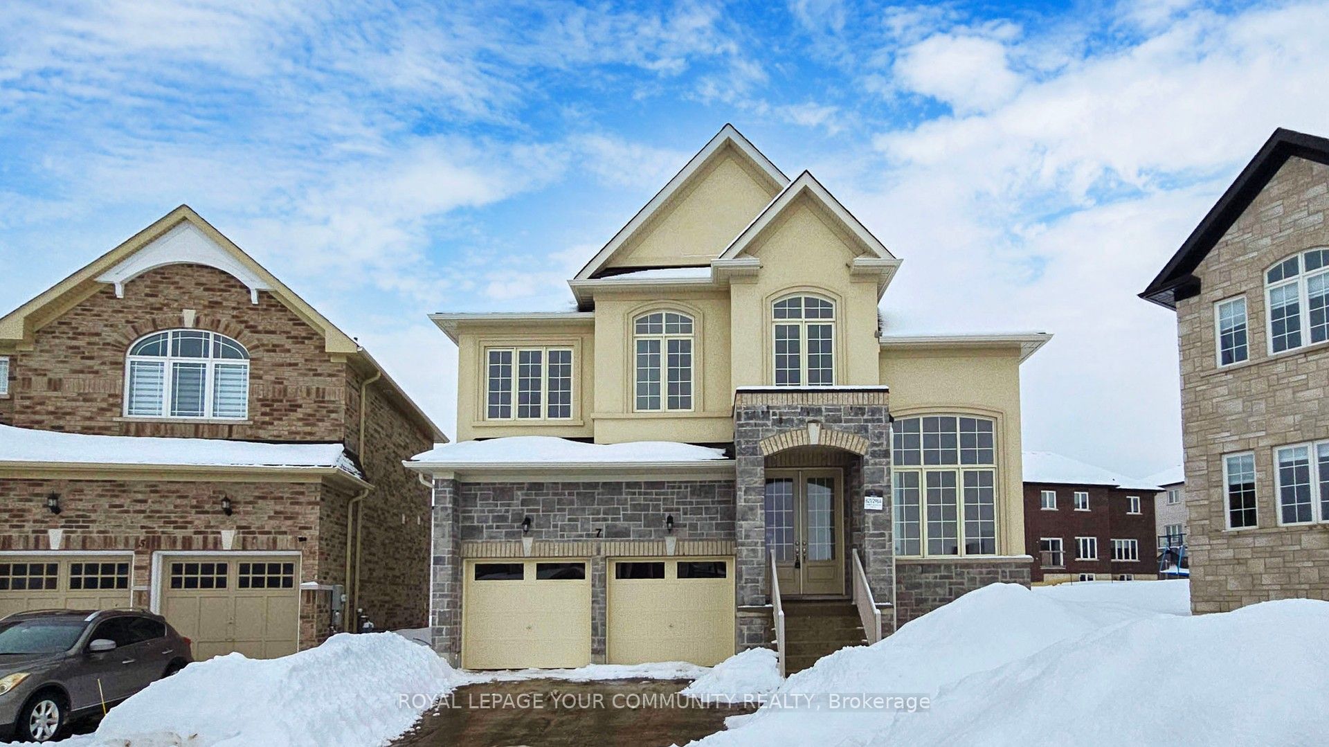 7 Dawn Blossom Drive Property Photo 1
