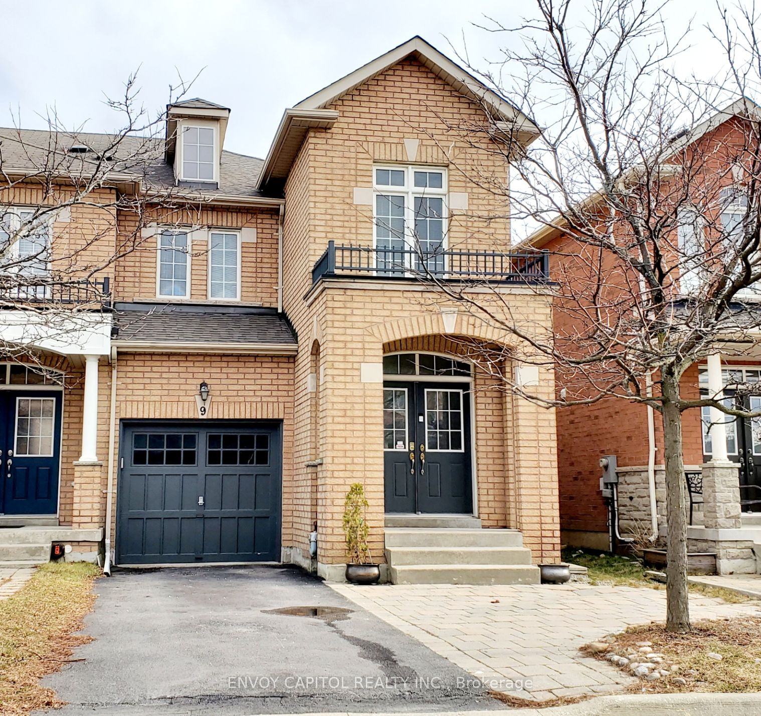 9 Keystar Court Property Photo 1