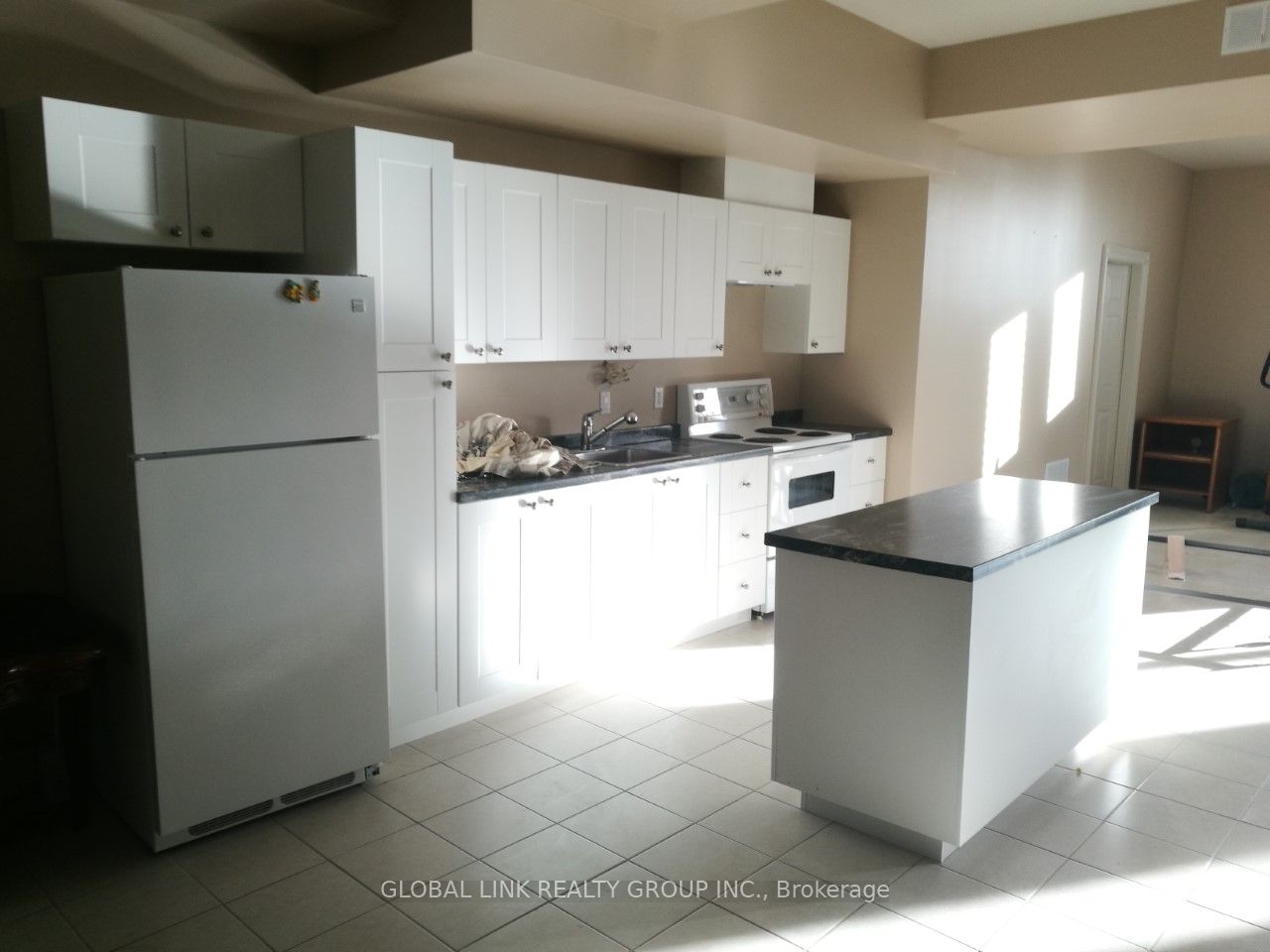 5239 7th Line Property Photo 19