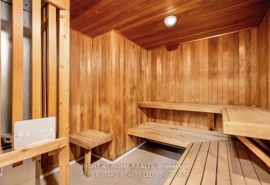 #510 - 7167 Yonge Street Property Photo 3