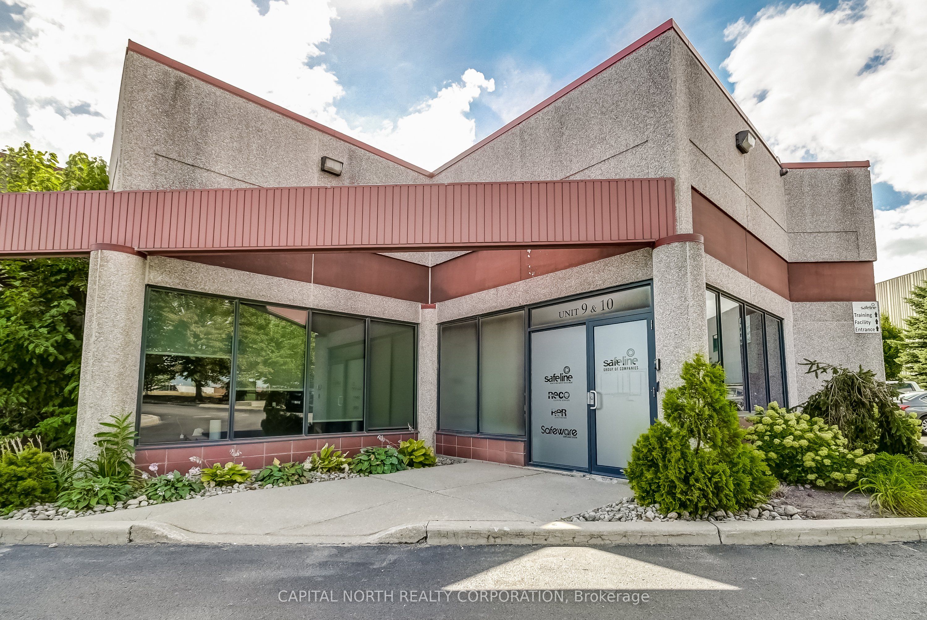 #9-10 - 260 Spinnaker Way Property Photo 4