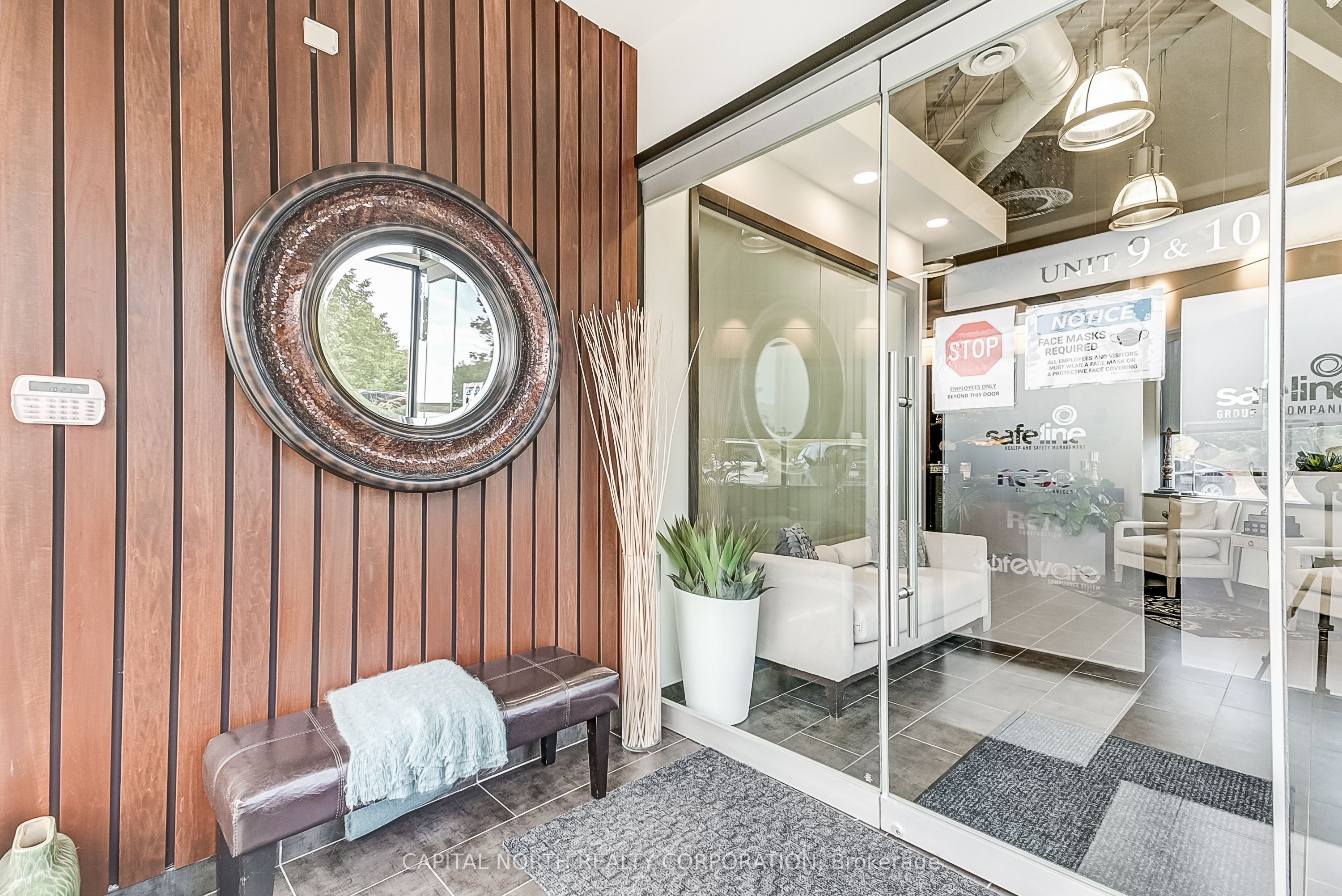 #9-10 - 260 Spinnaker Way Property Photo 6