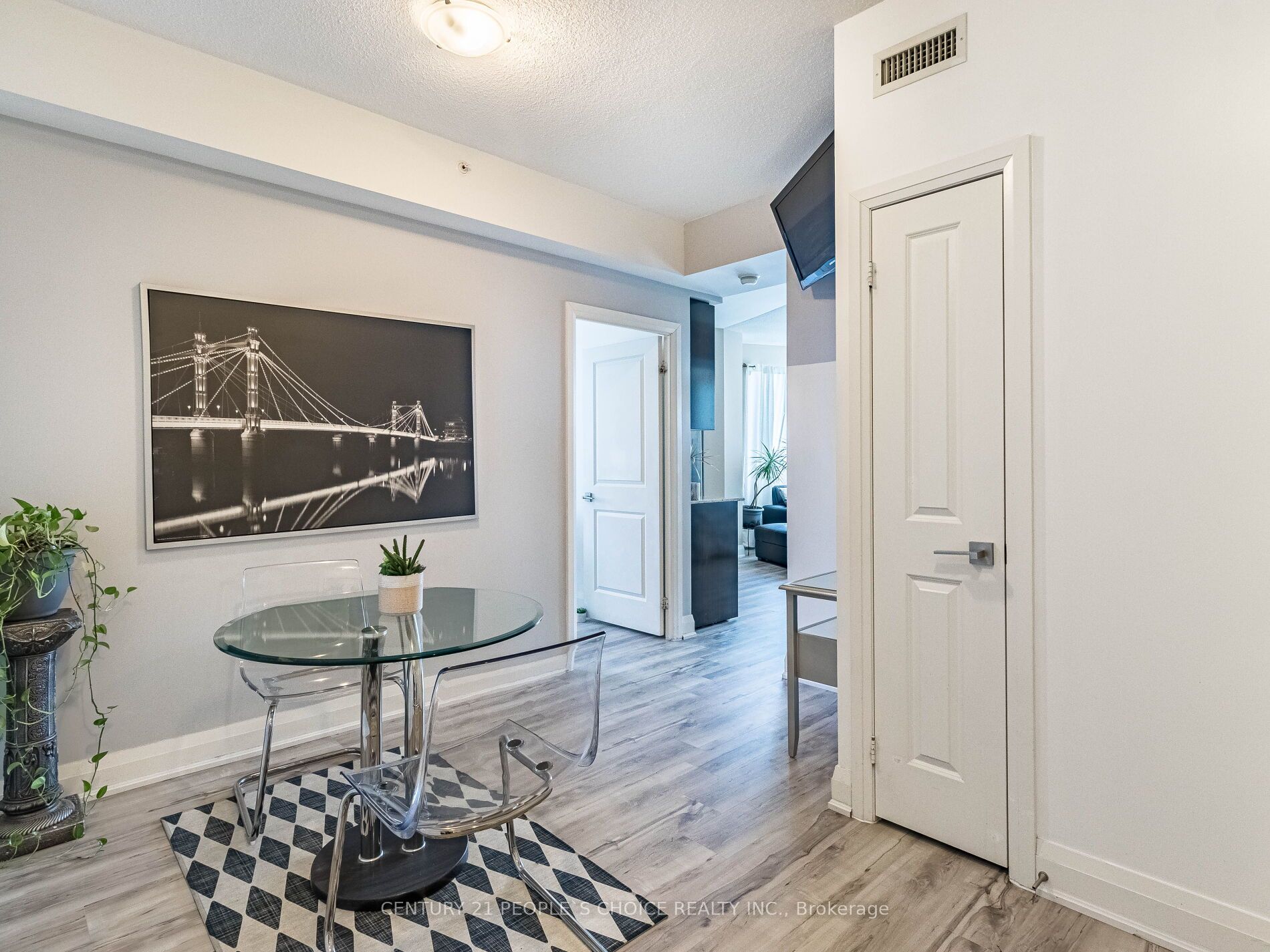 ##2232 - 7161 Yonge Street Property Photo 7
