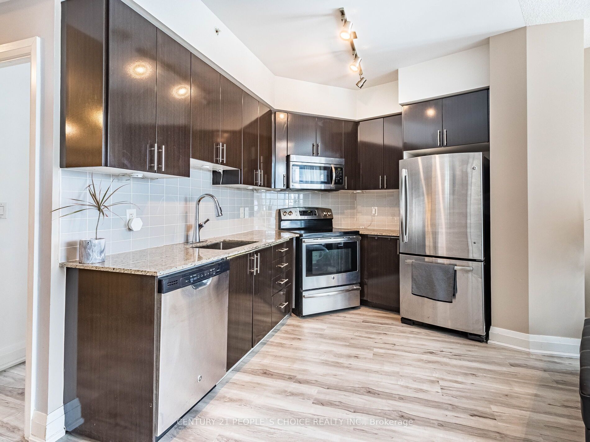 ##2232 - 7161 Yonge Street Property Photo 11