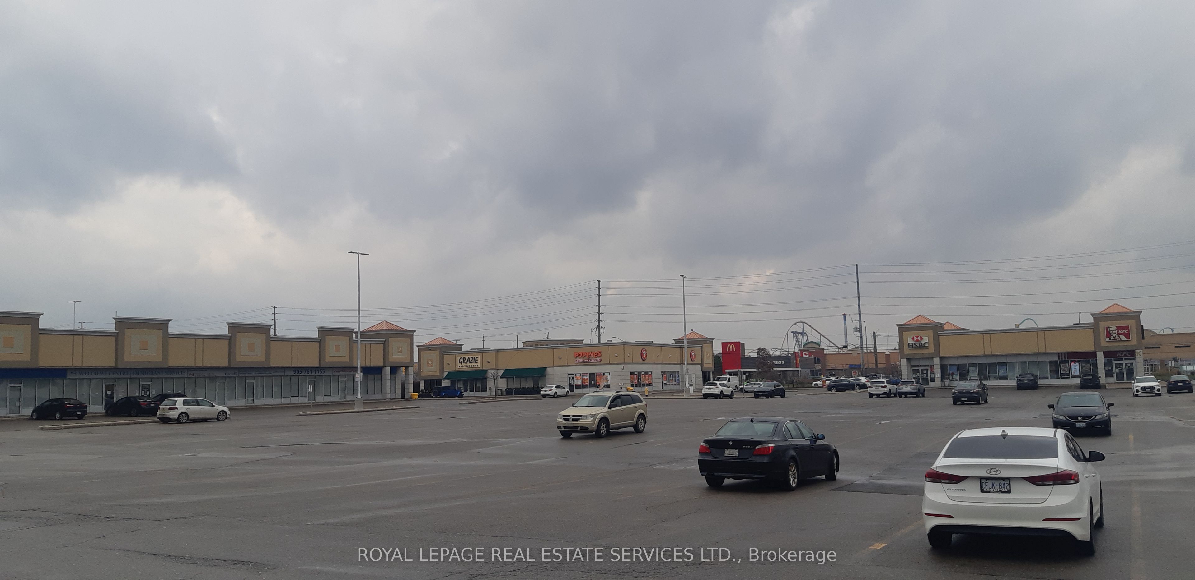 9100 Jane St Property Photo 10