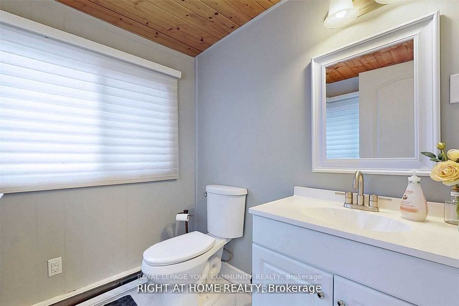 13066 Keele Street Property Photo 14