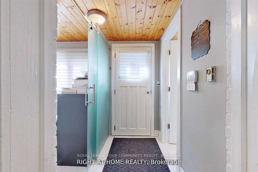 13066 Keele Street Property Photo 16