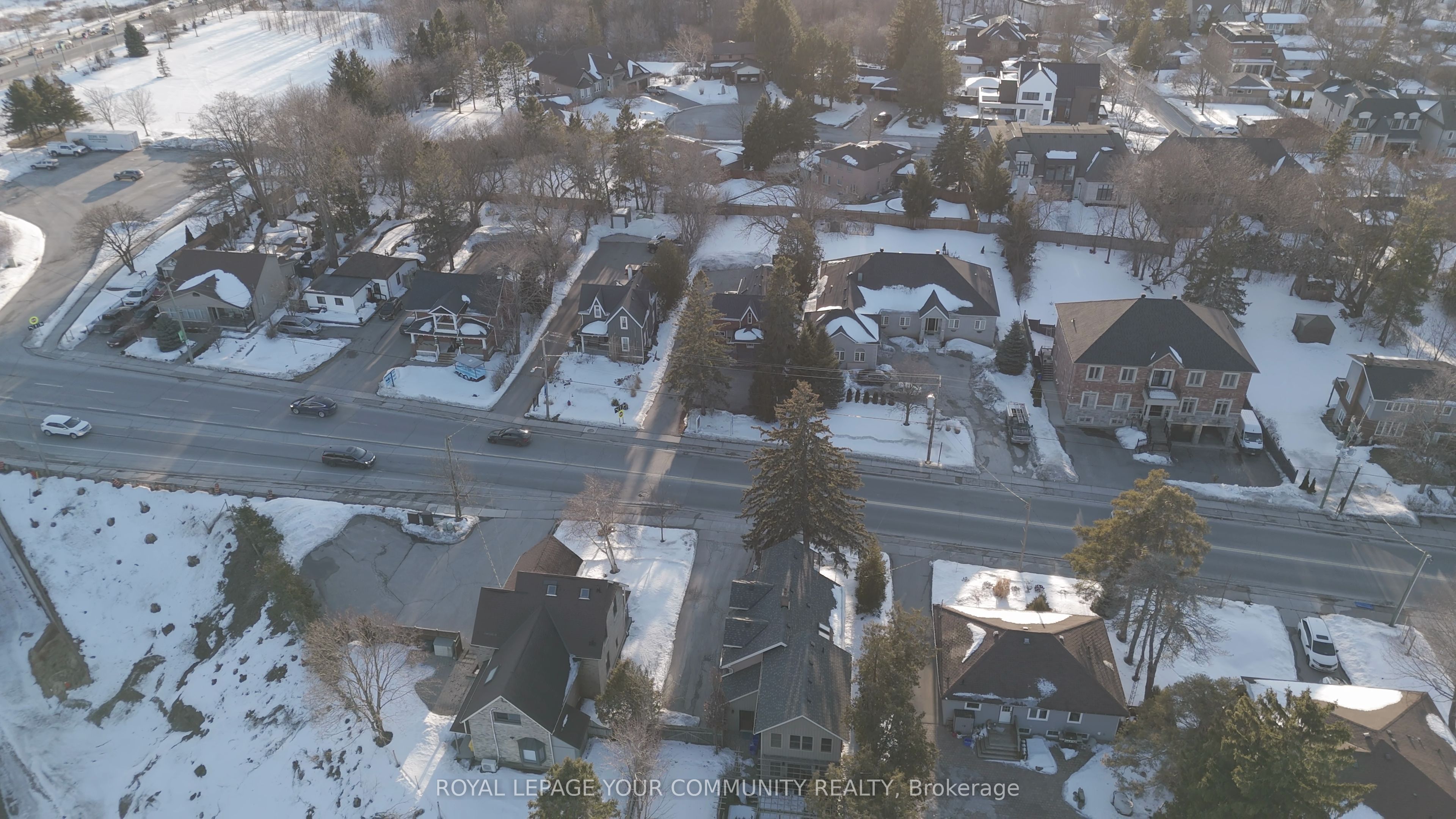 13066 Keele Street Property Photo 28