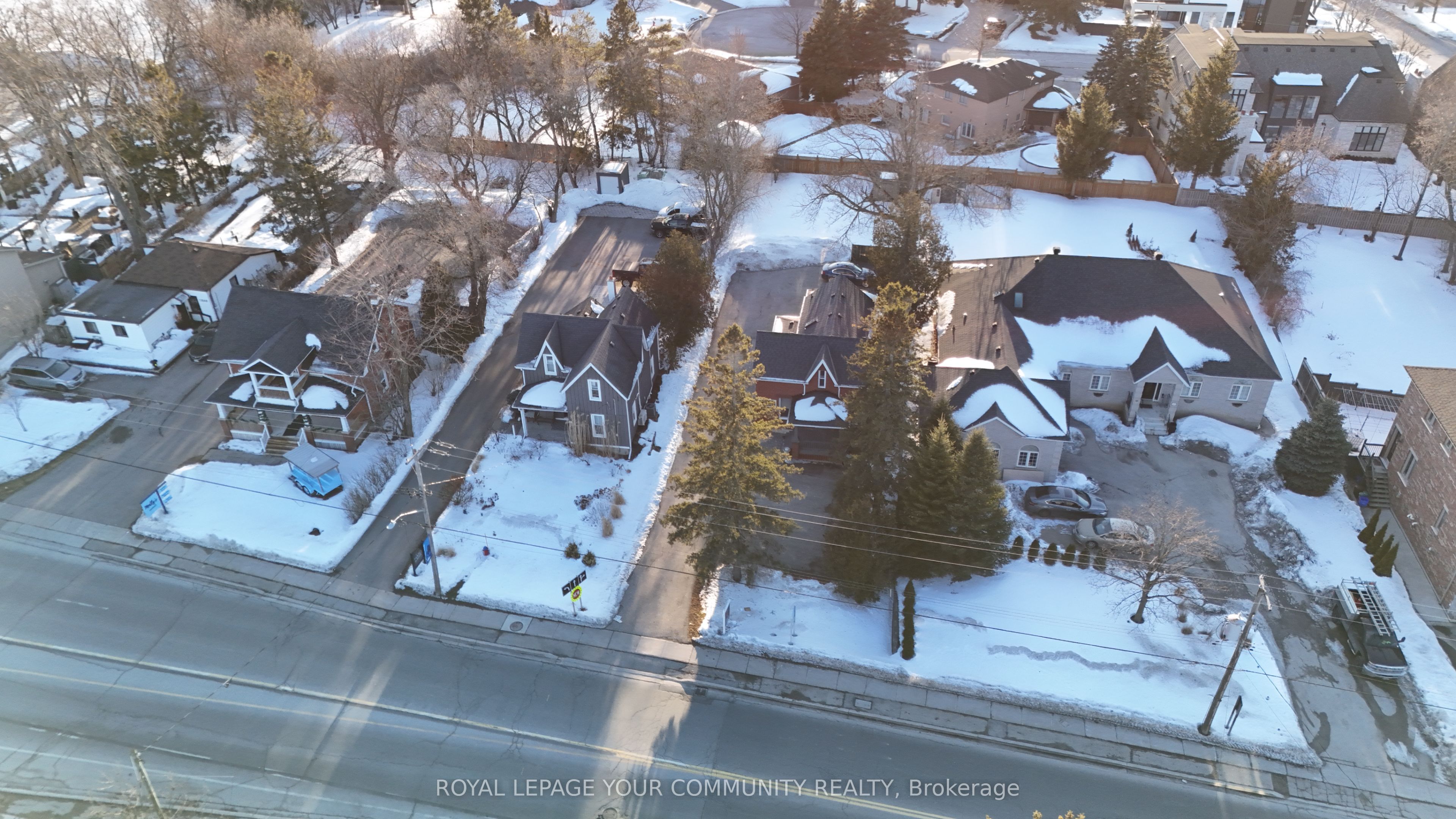 13066 Keele Street Property Photo 29