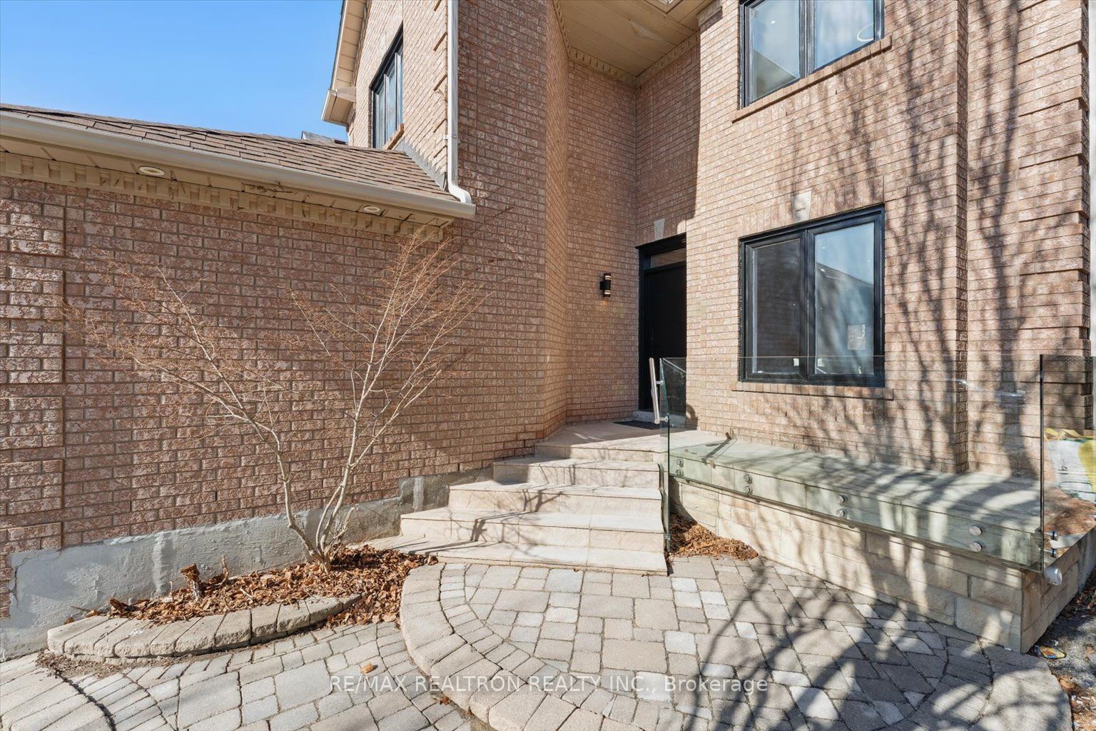 58 Springer Drive Property Photo 2