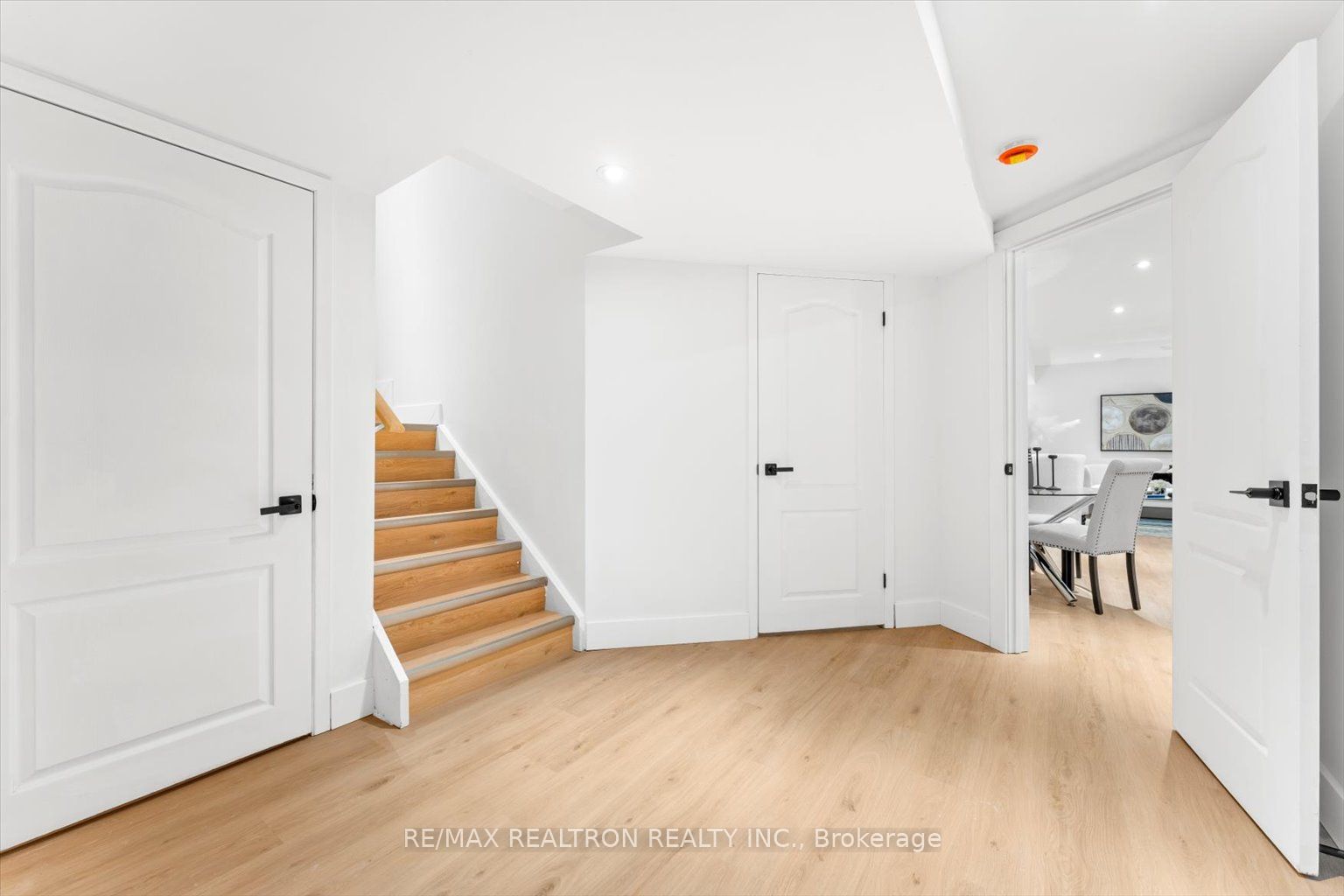58 Springer Drive Property Photo 28