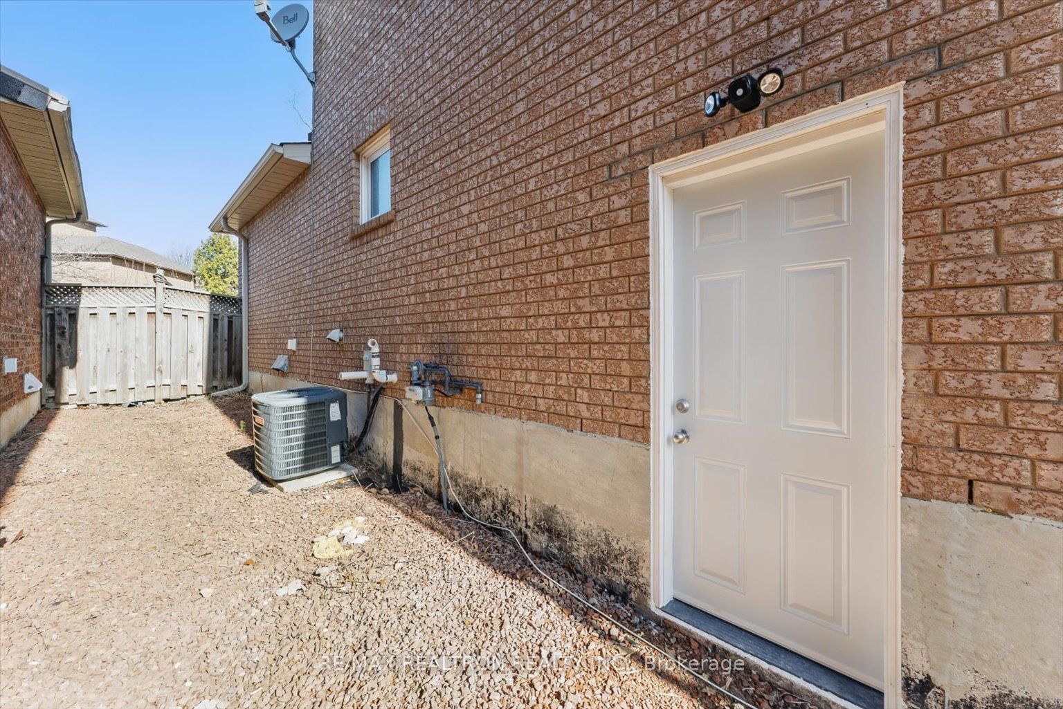 58 Springer Drive Property Photo 38