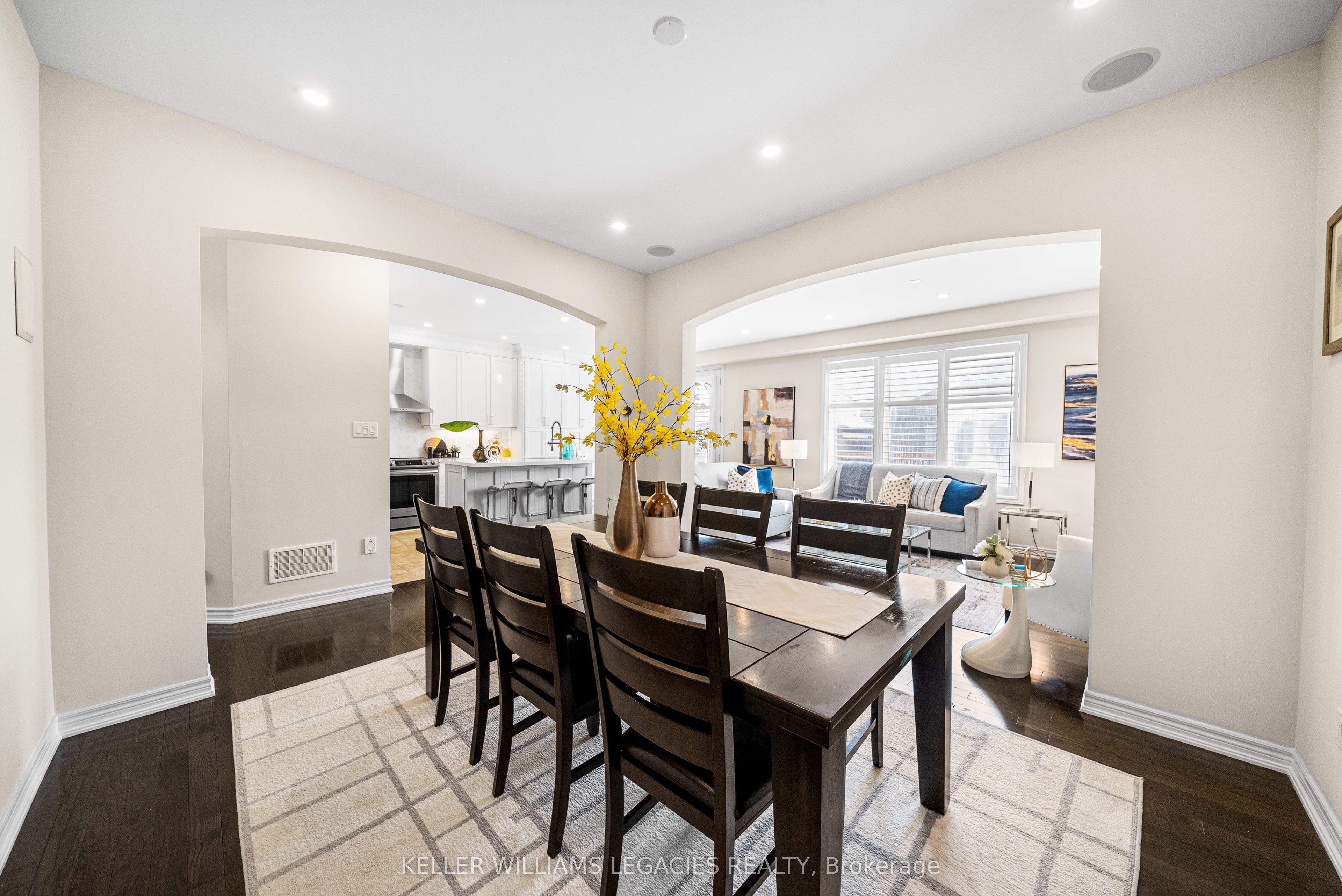 17 Mansard Drive Property Photo 11