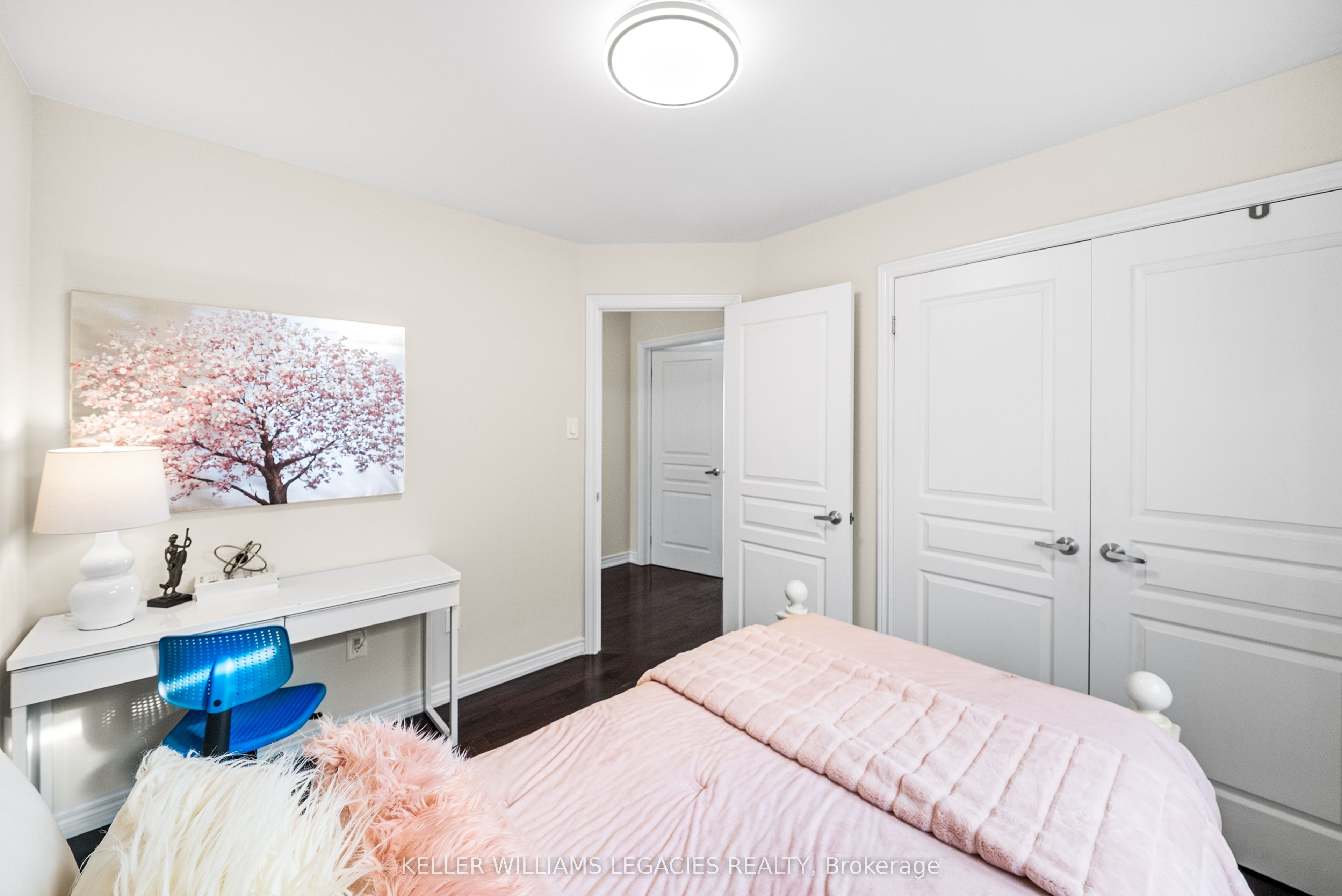 17 Mansard Drive Property Photo 23