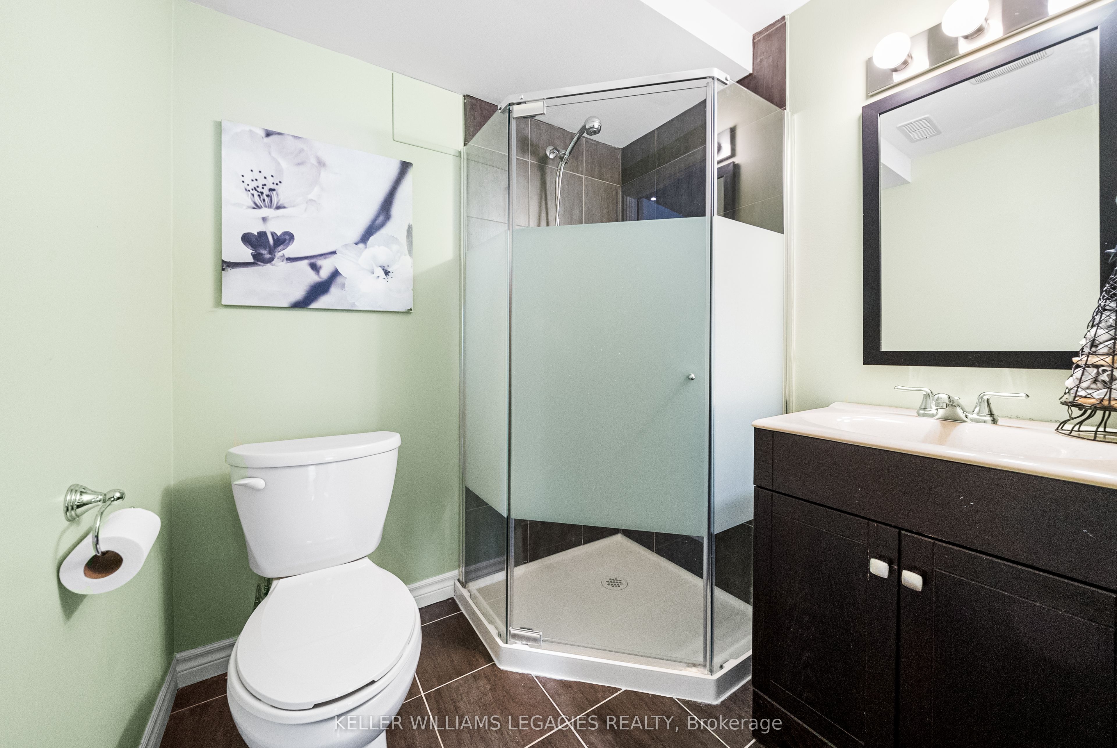 17 Mansard Drive Property Photo 32