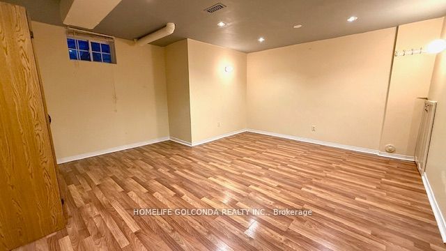 82 Ellesmere Street Property Photo 38