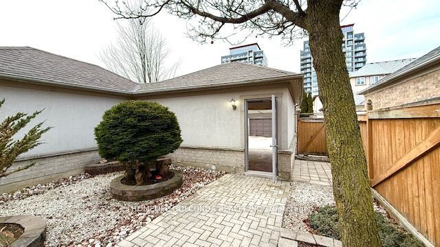 82 Ellesmere Street Property Photo 40