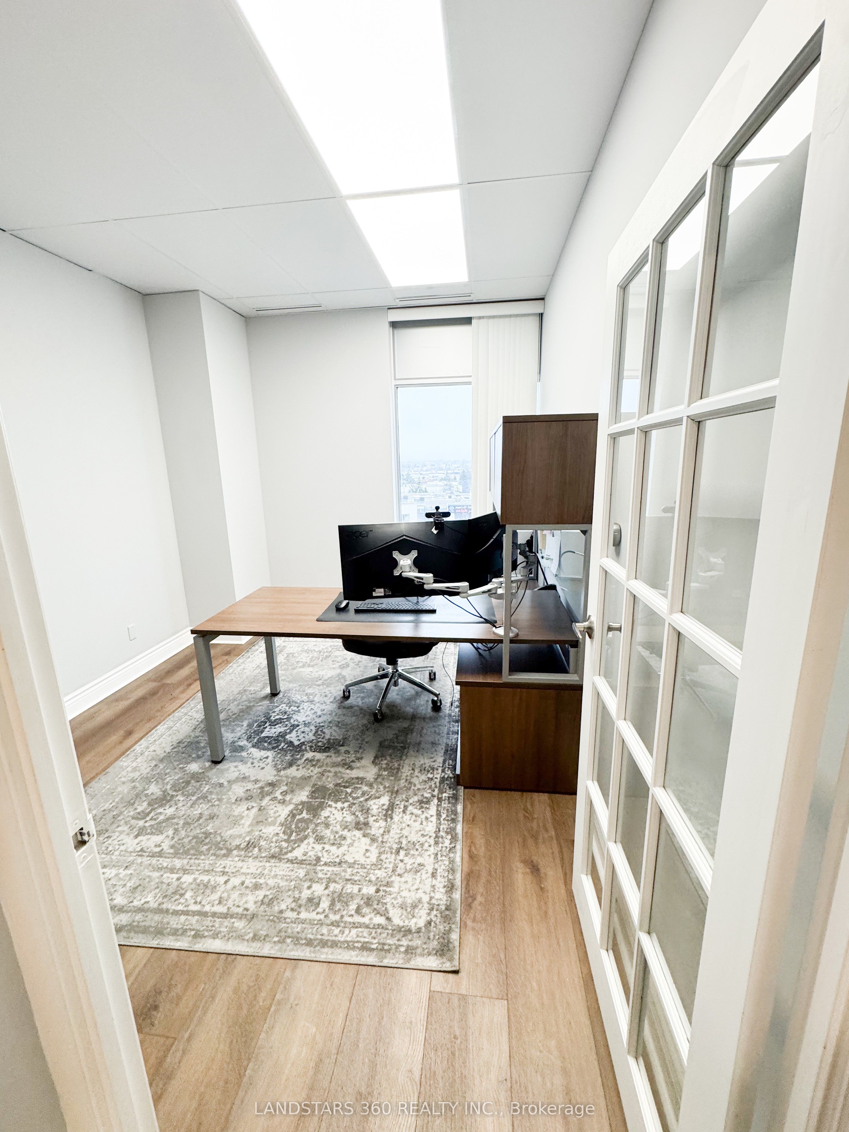 #407 - 9140 Leslie Street Property Photo 15