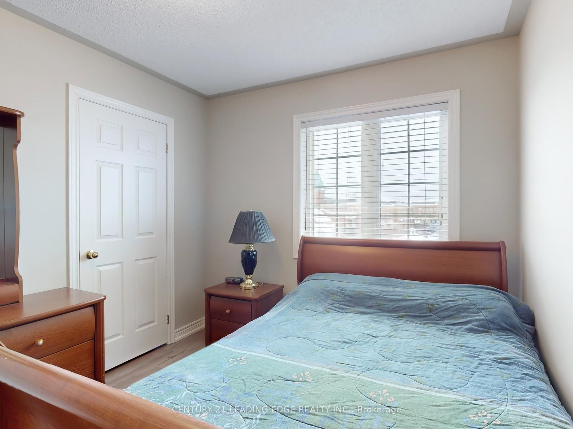 2909 Bur Oak Avenue Property Photo 33