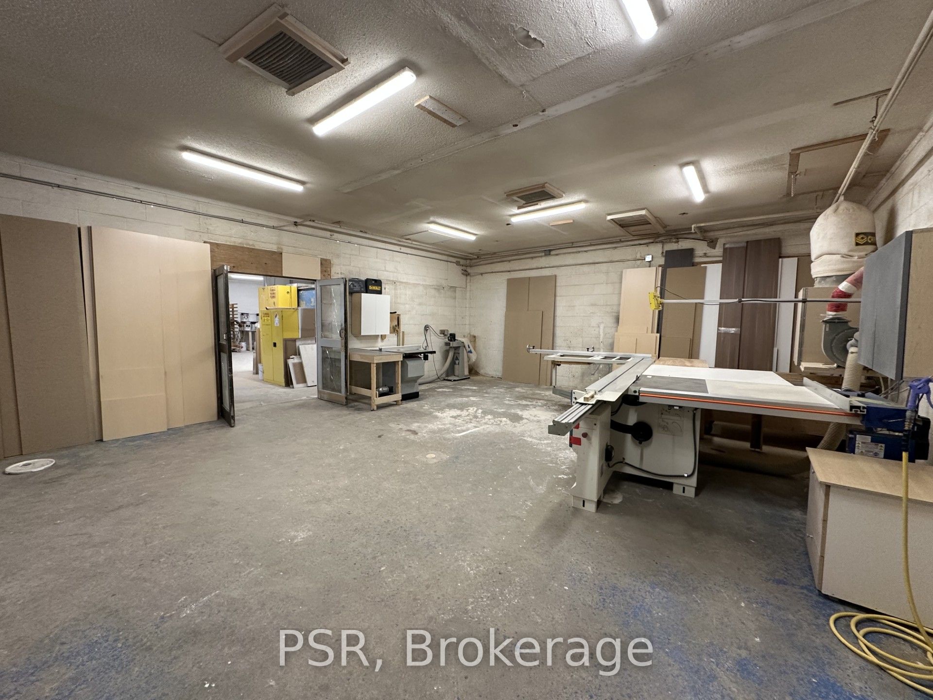 #3 - 7195 Highway 9 Property Photo 4