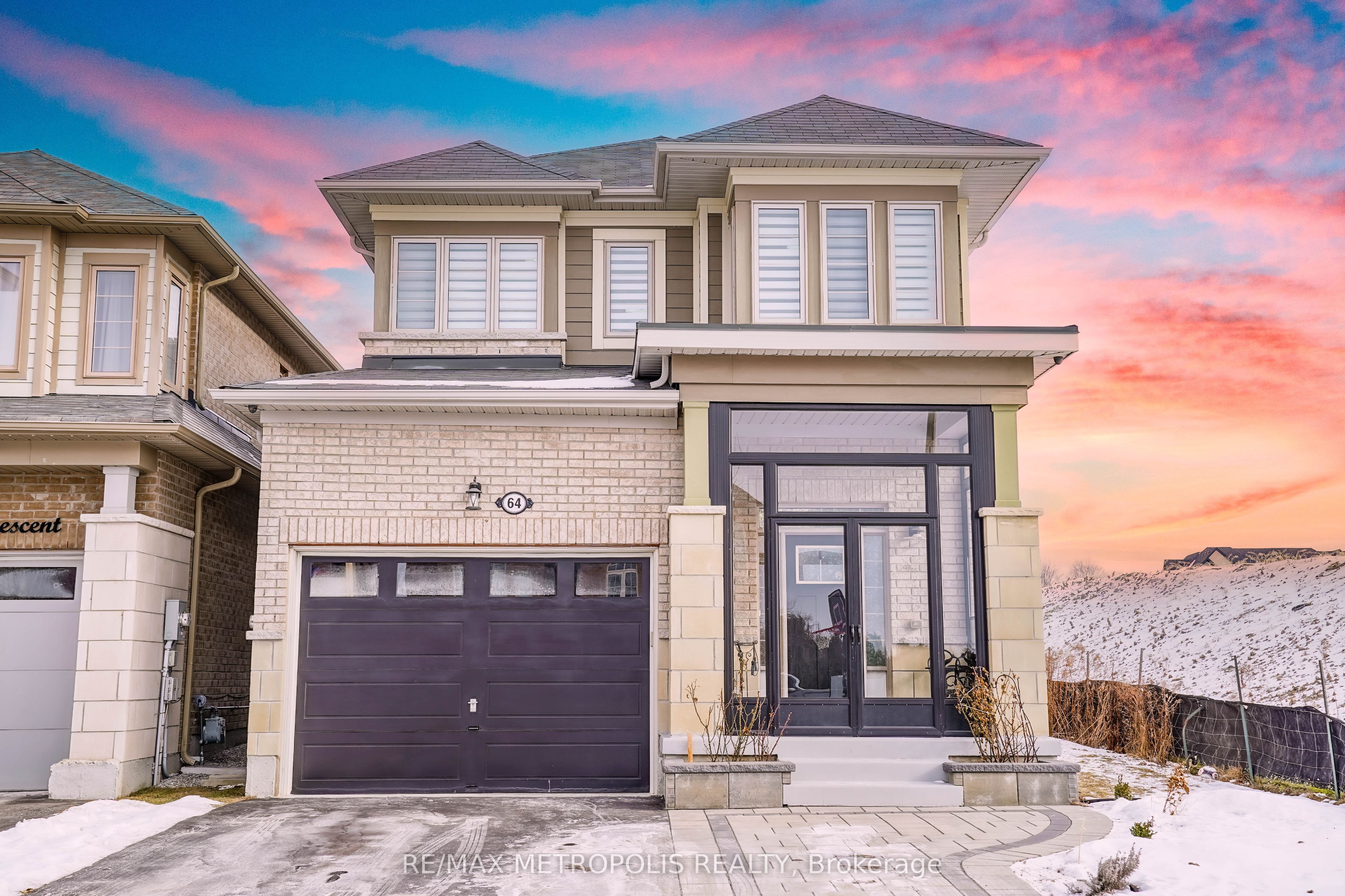 64 Kiteley Cres Property Photo