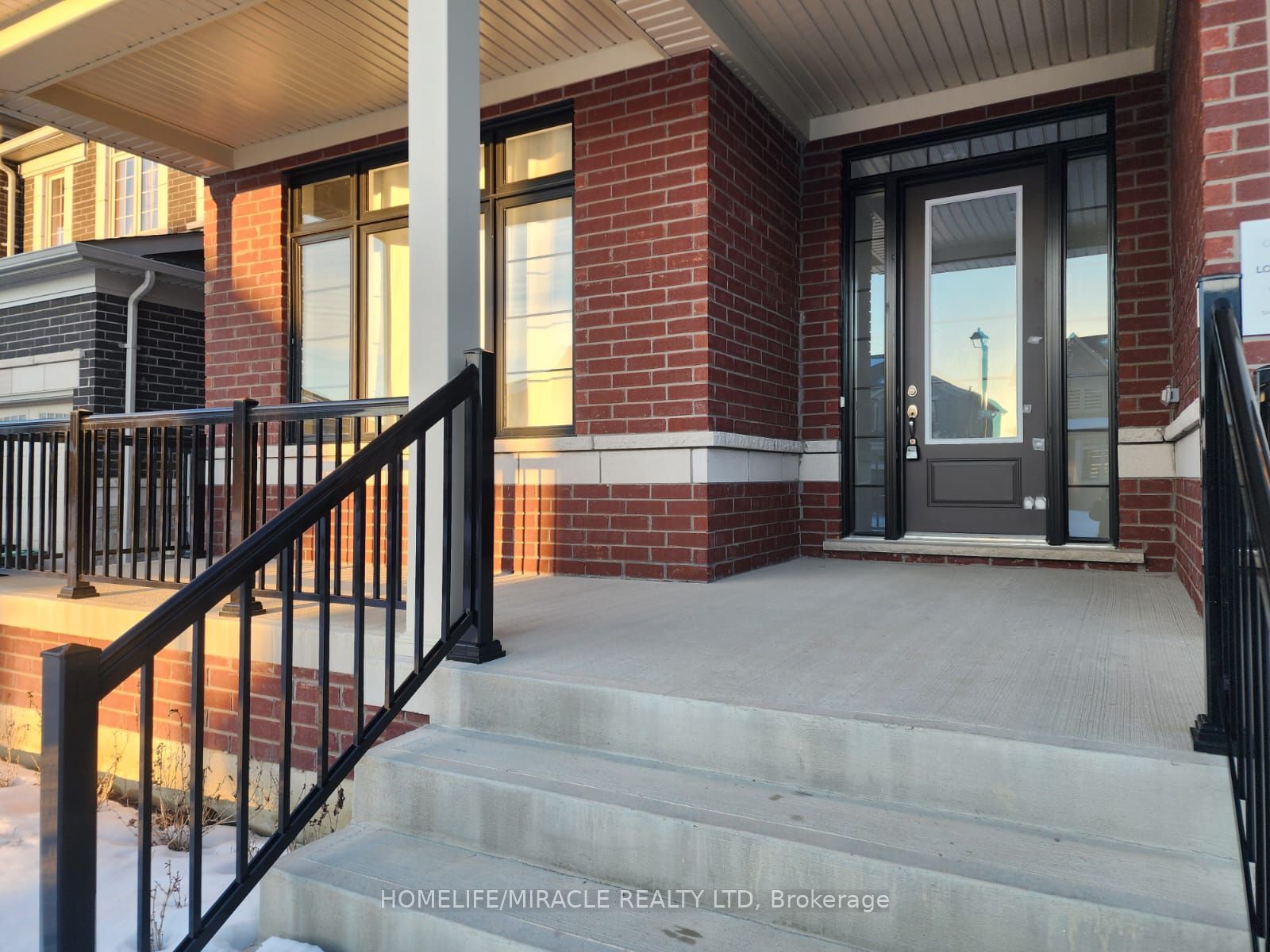 12 Sandhill Crescent Property Photo 2