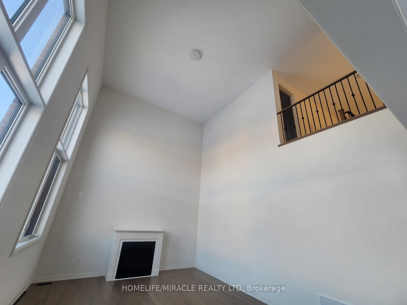 12 Sandhill Crescent Property Photo 12