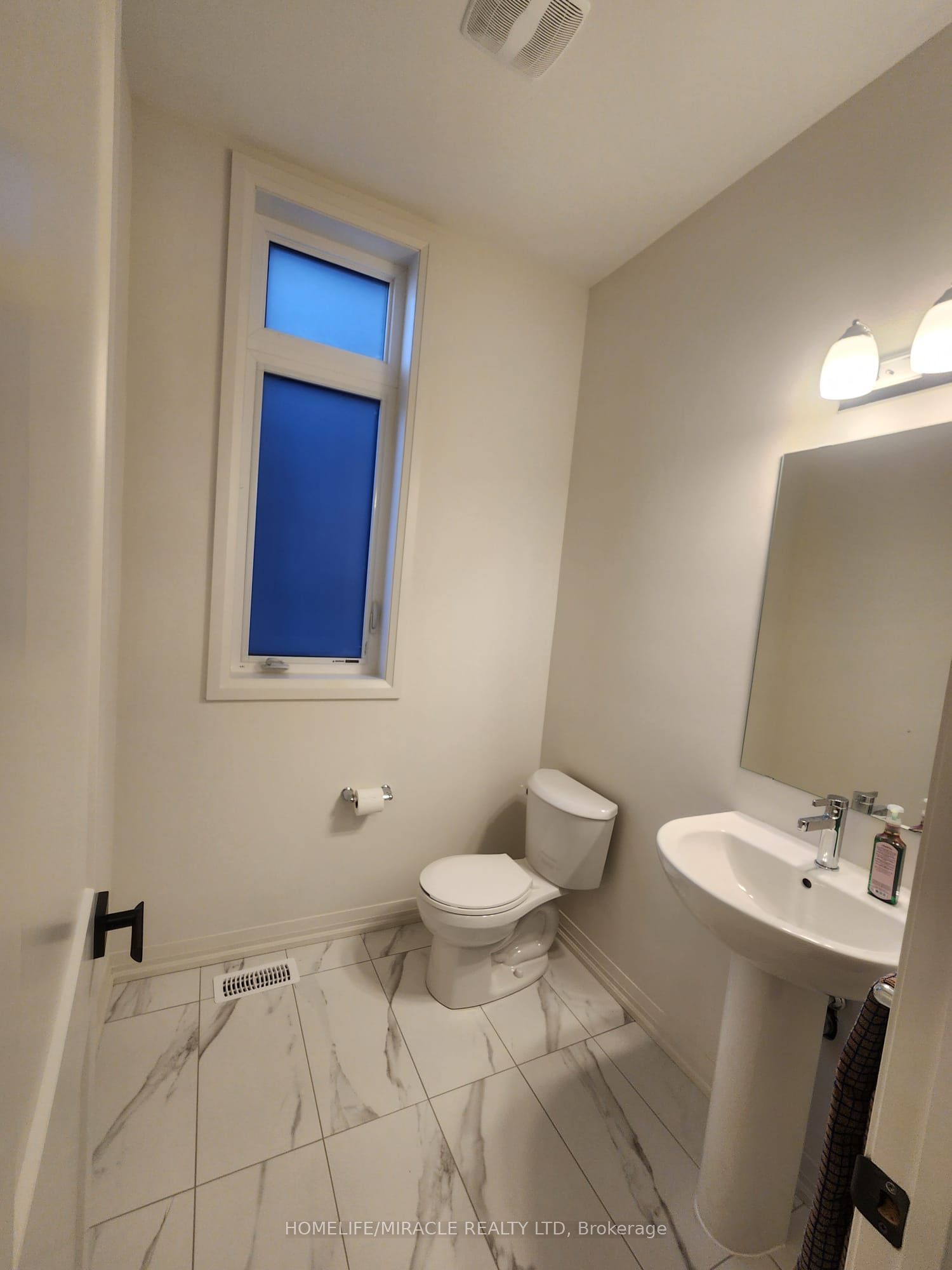12 Sandhill Crescent Property Photo 14